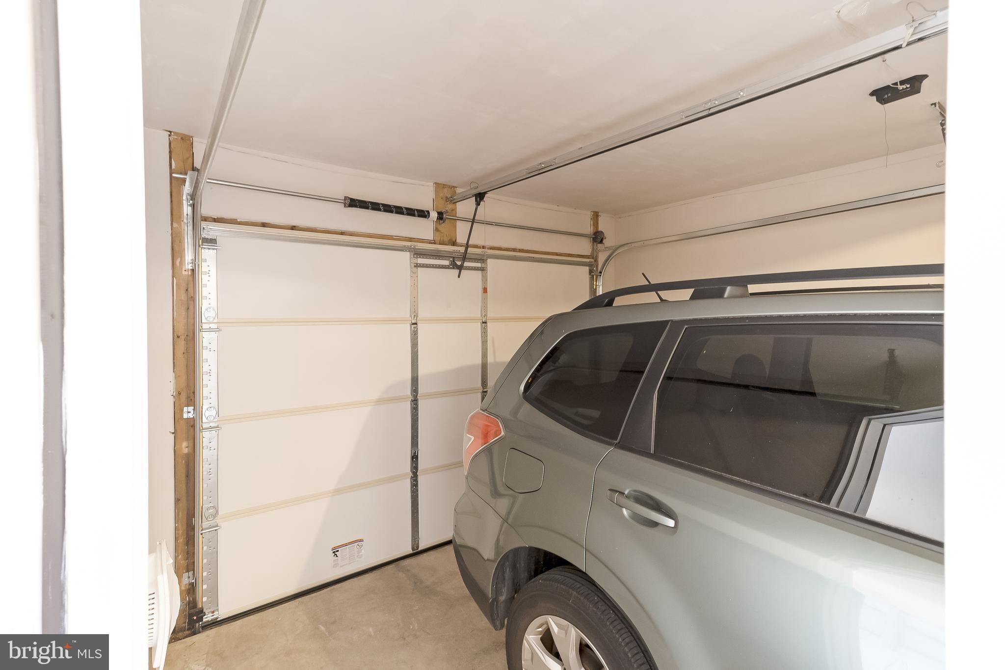 WHITLEY PARK CONDOMINIUM - Residential