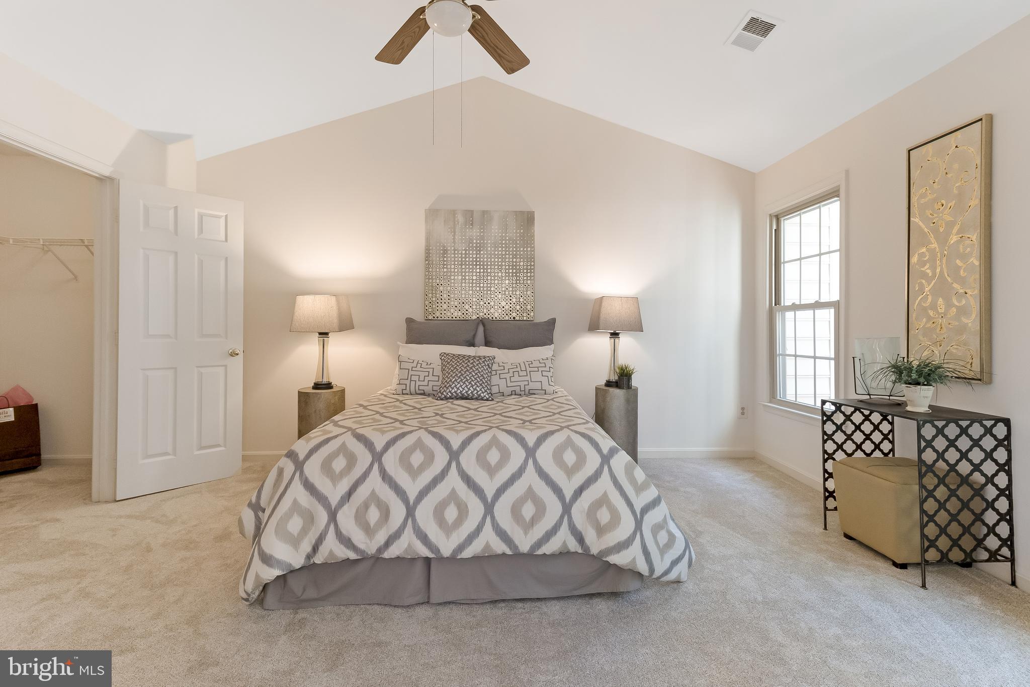 WHITLEY PARK CONDOMINIUM - Residential