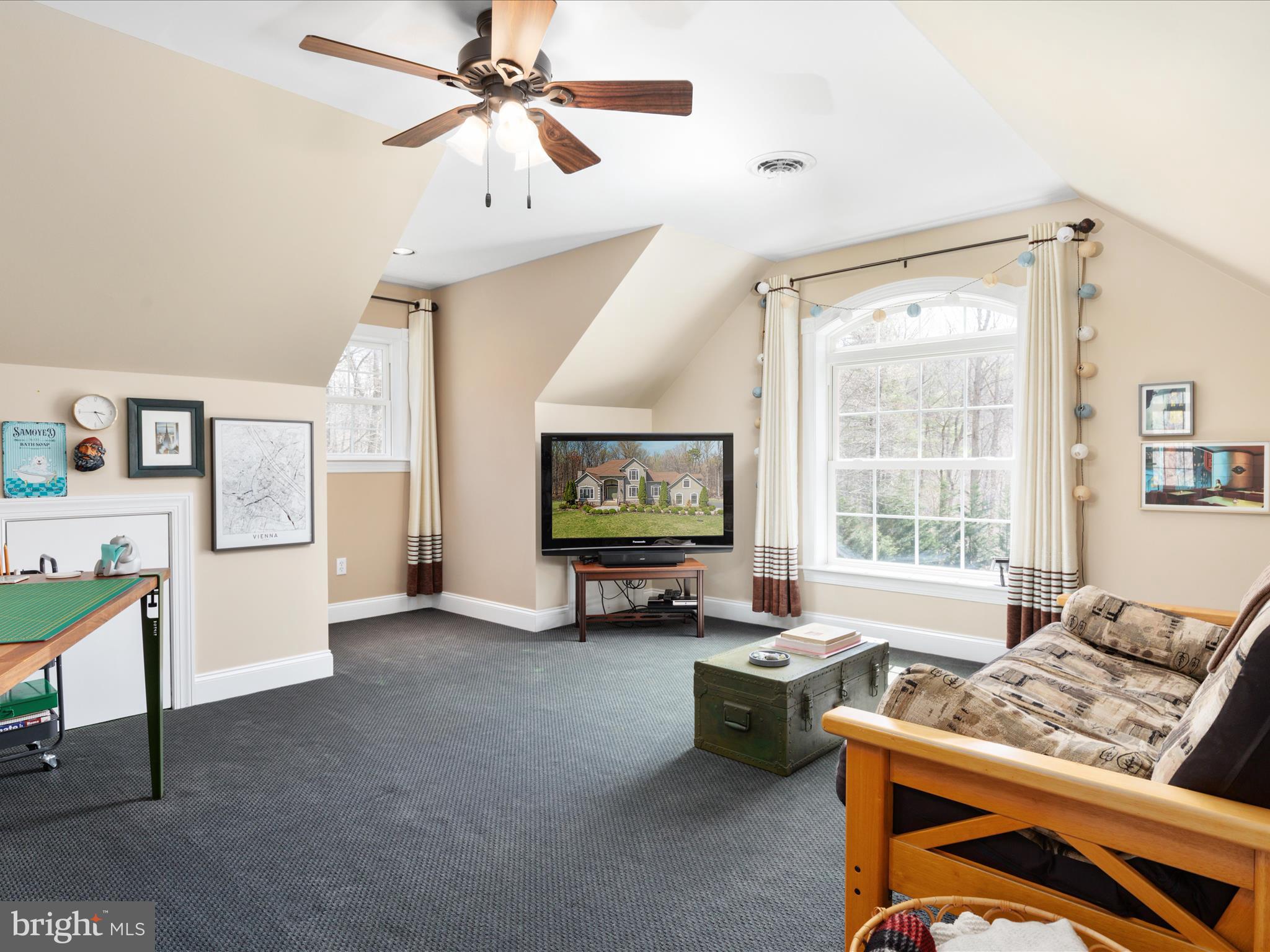 CAREFREE ACRES - Residential