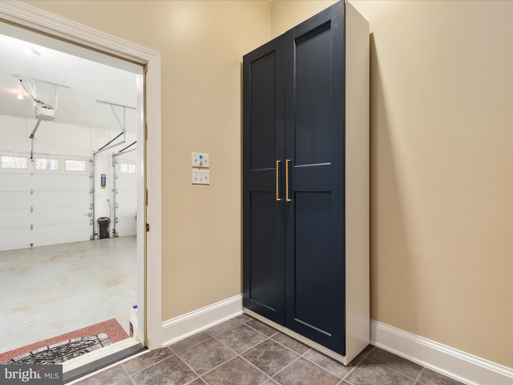 CAREFREE ACRES - Residential