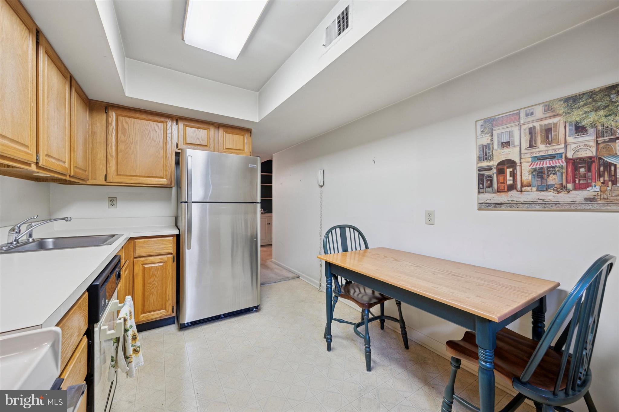 BUTLER PARK CONDO - Residential