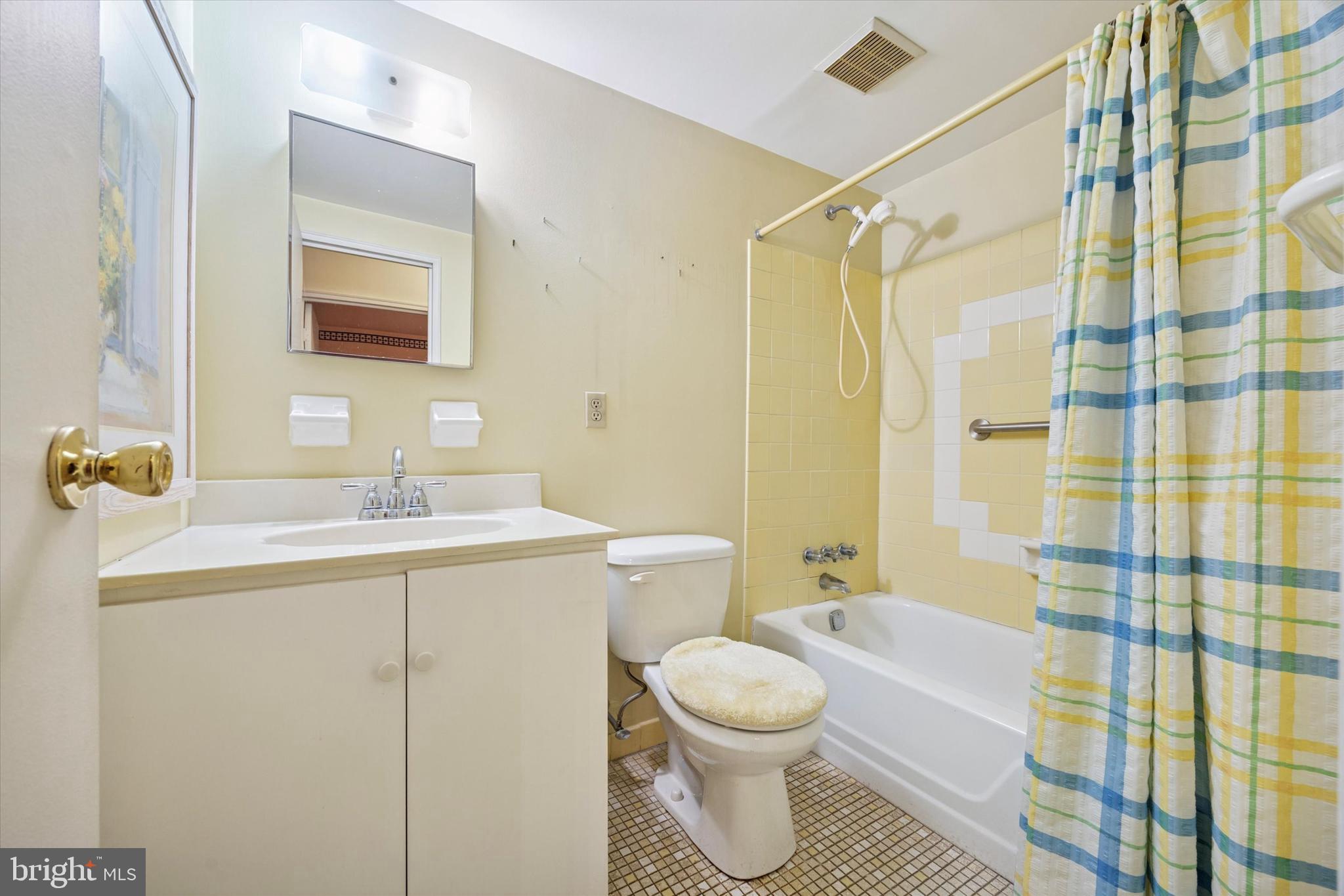 BUTLER PARK CONDO - Residential