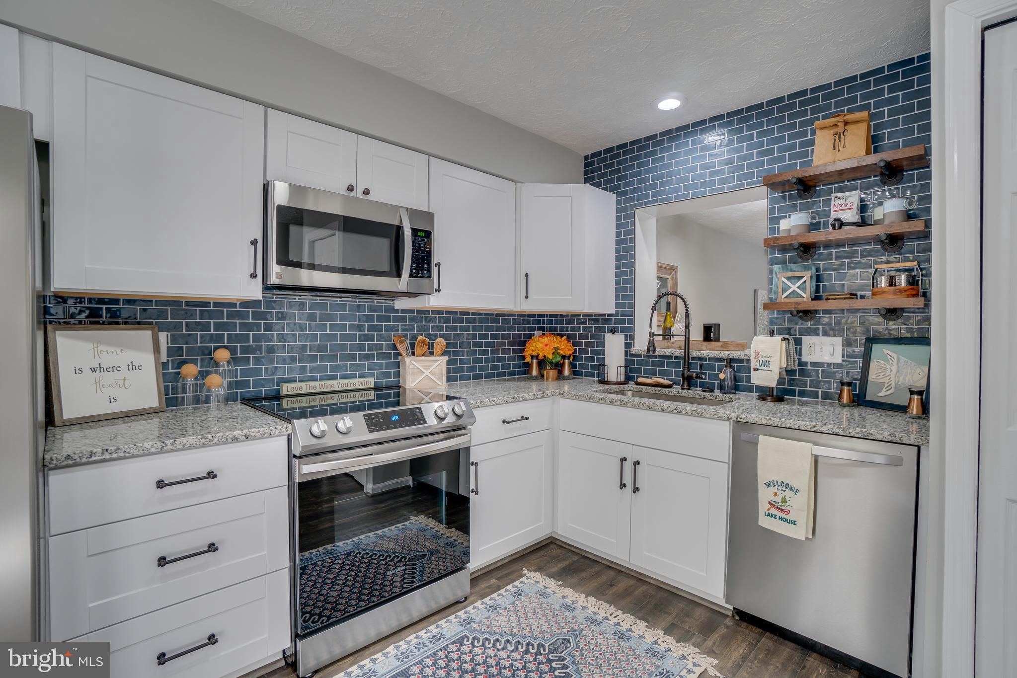 LAKE OF THE WOODS - Residential