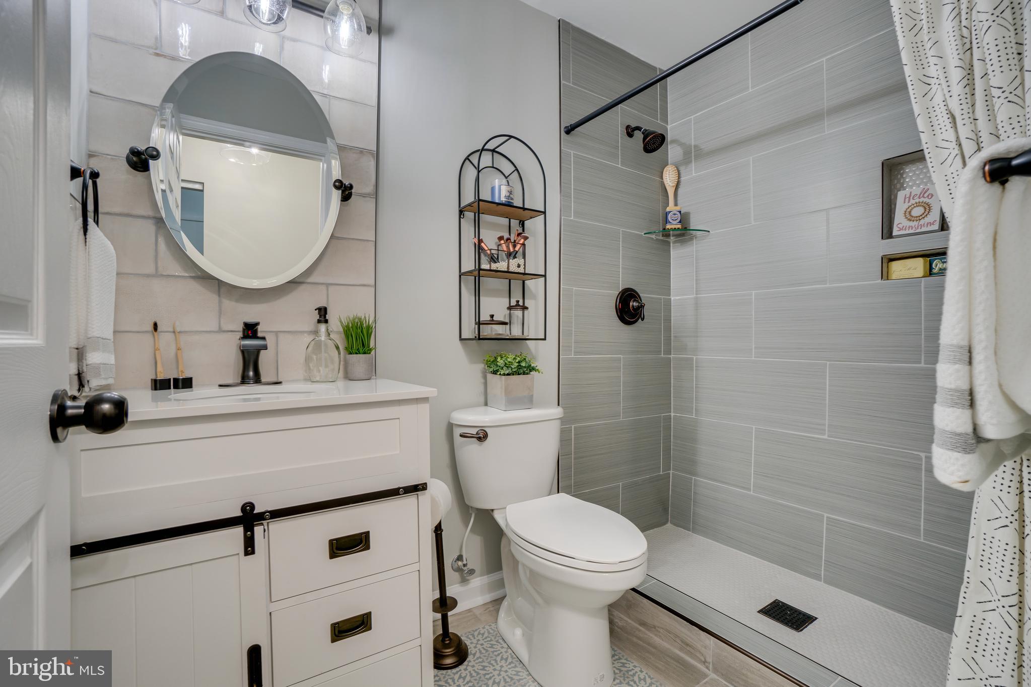 LAKE OF THE WOODS - Residential