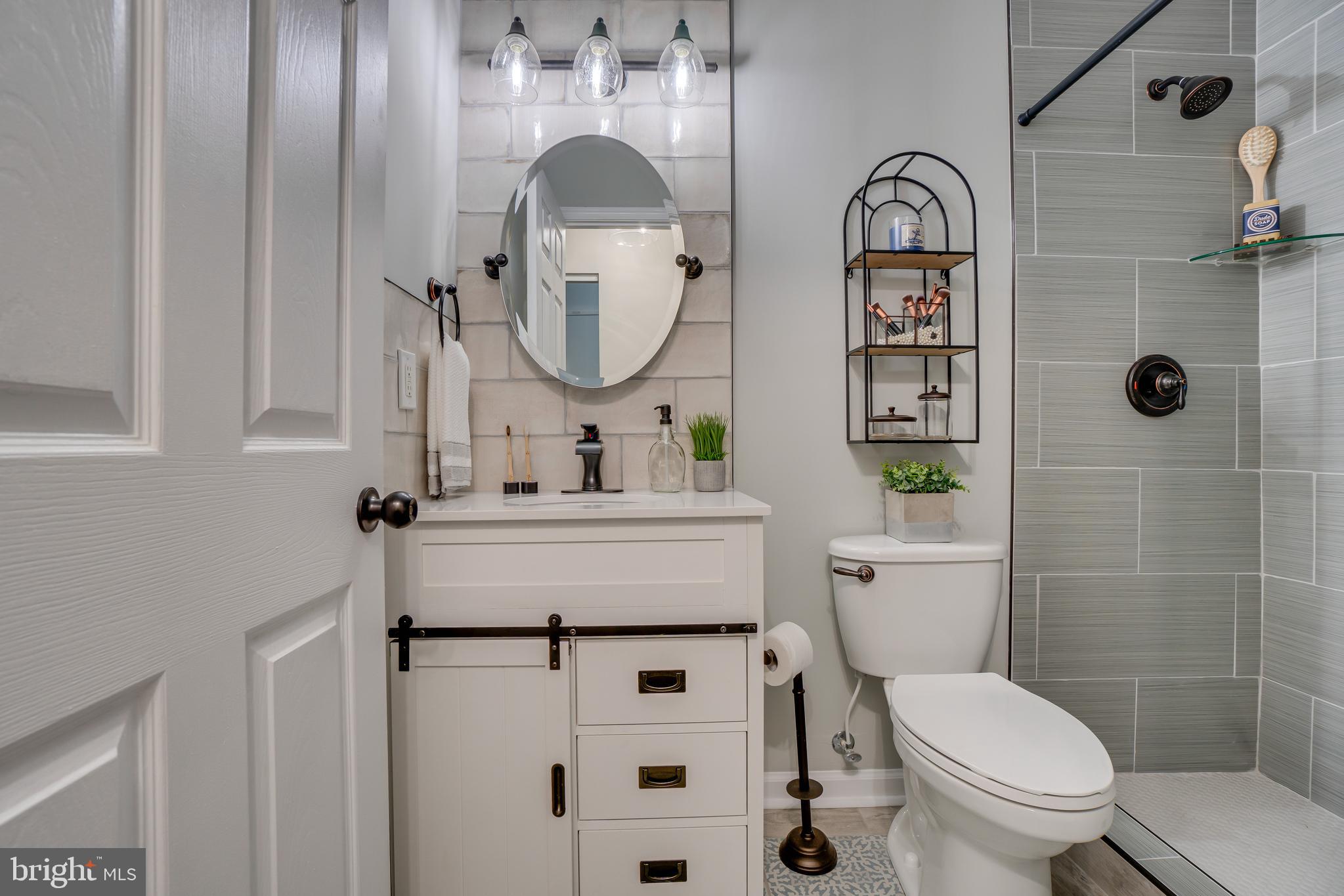 LAKE OF THE WOODS - Residential