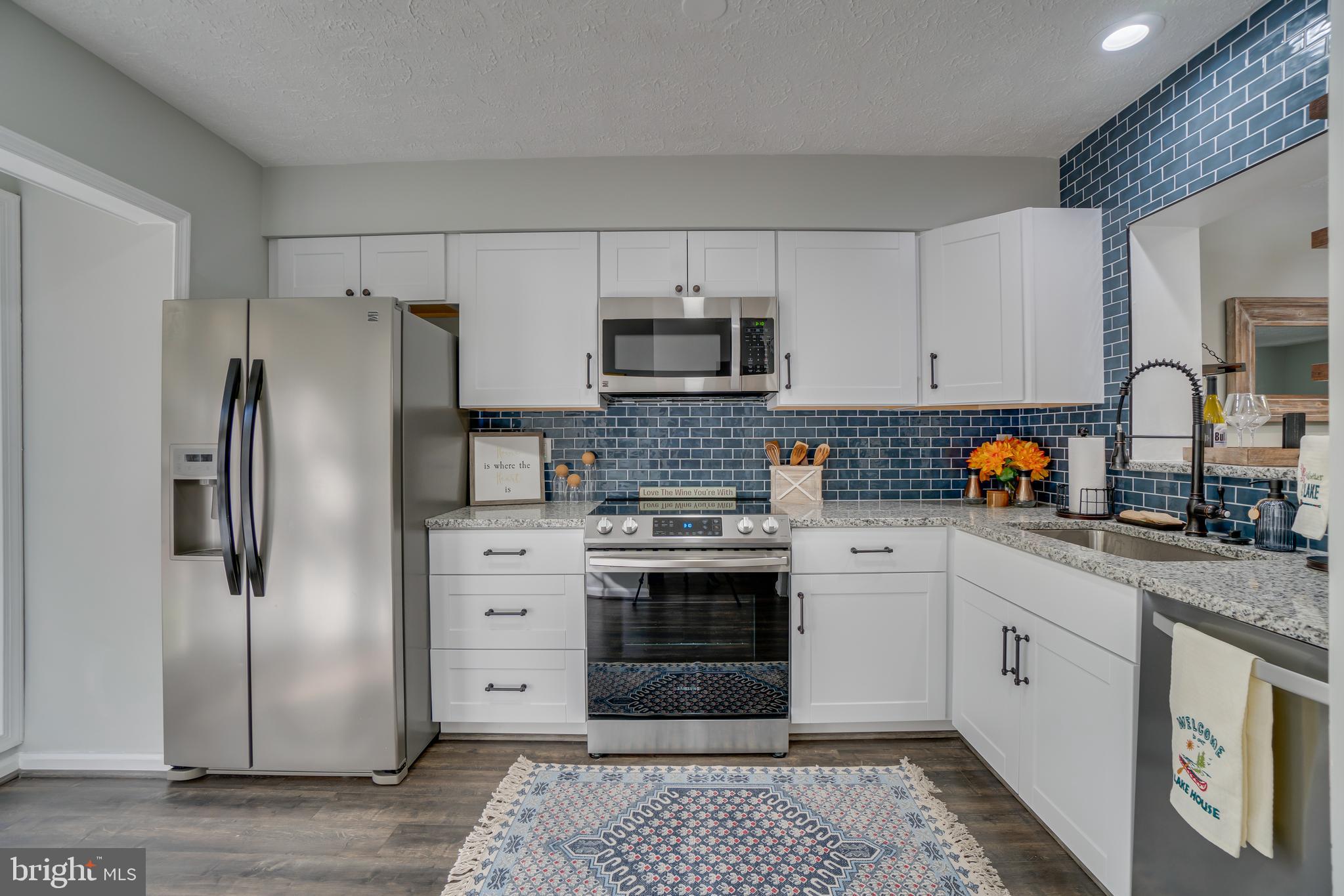 LAKE OF THE WOODS - Residential