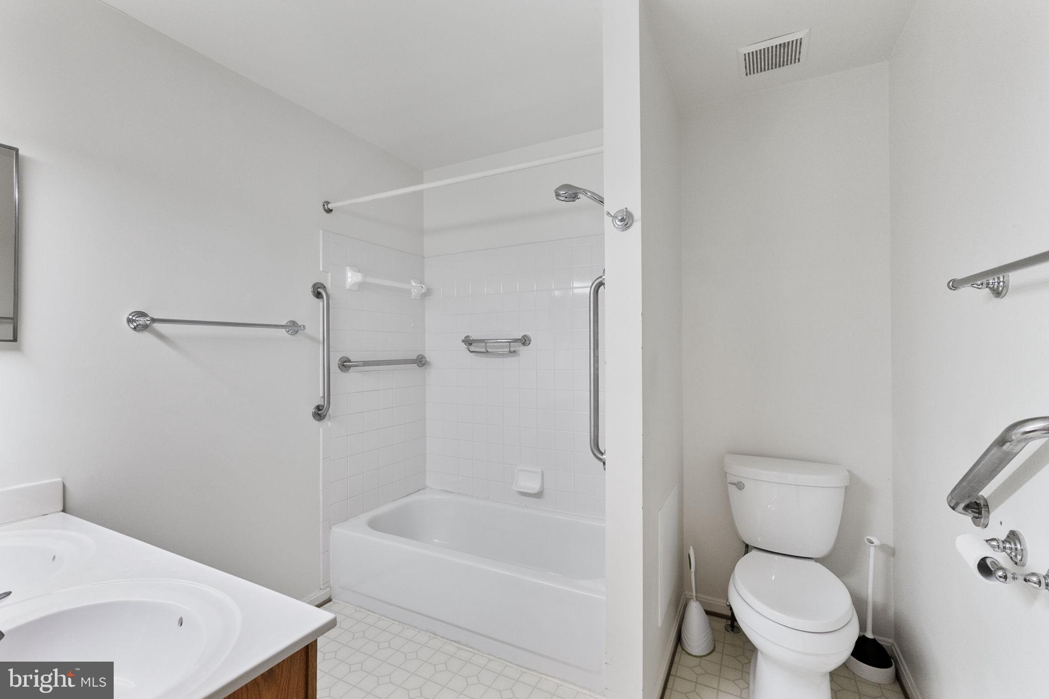 AUDUBON TERRACE VILLAS - Residential