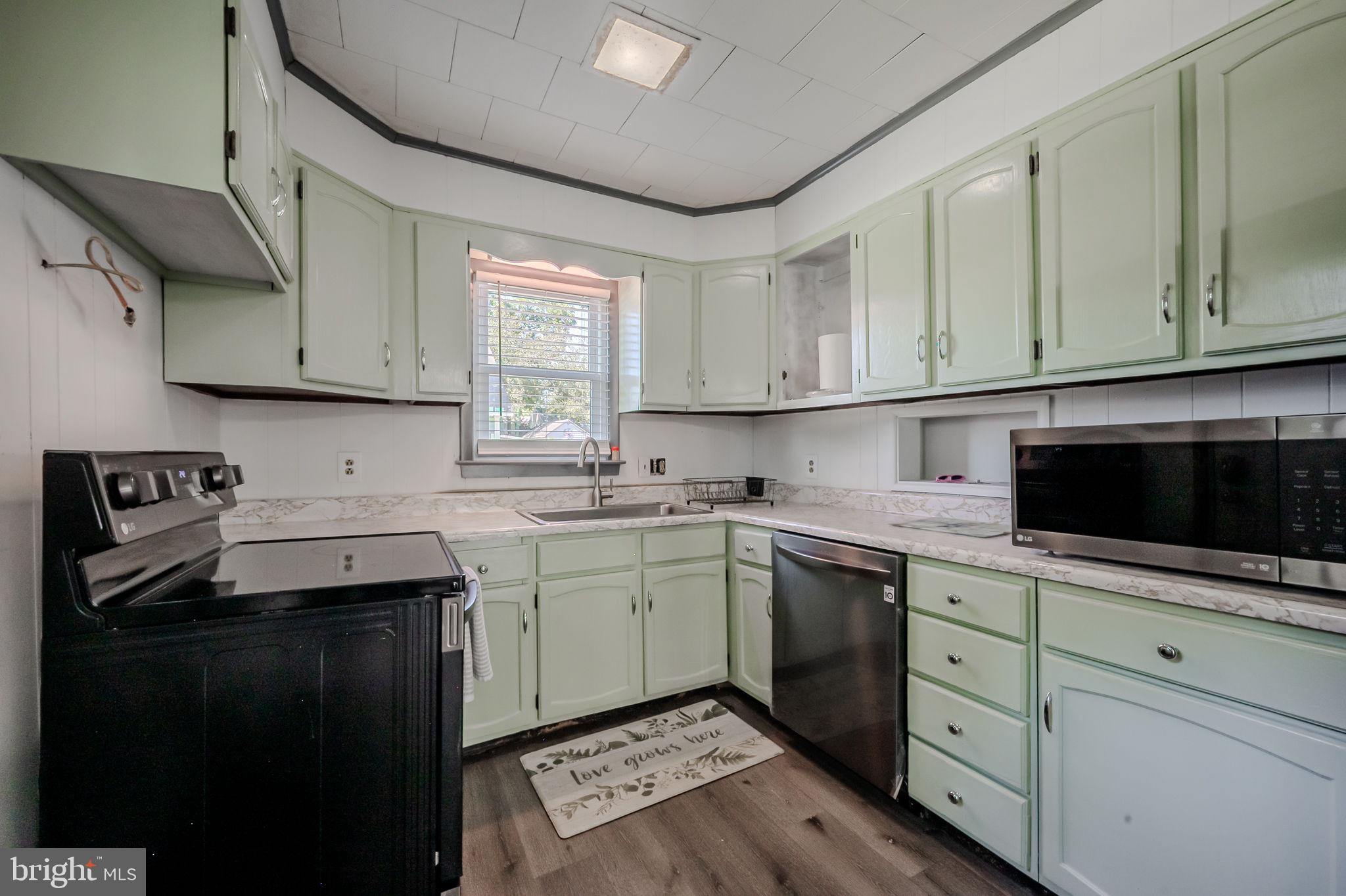 48 W MCCABE STREET