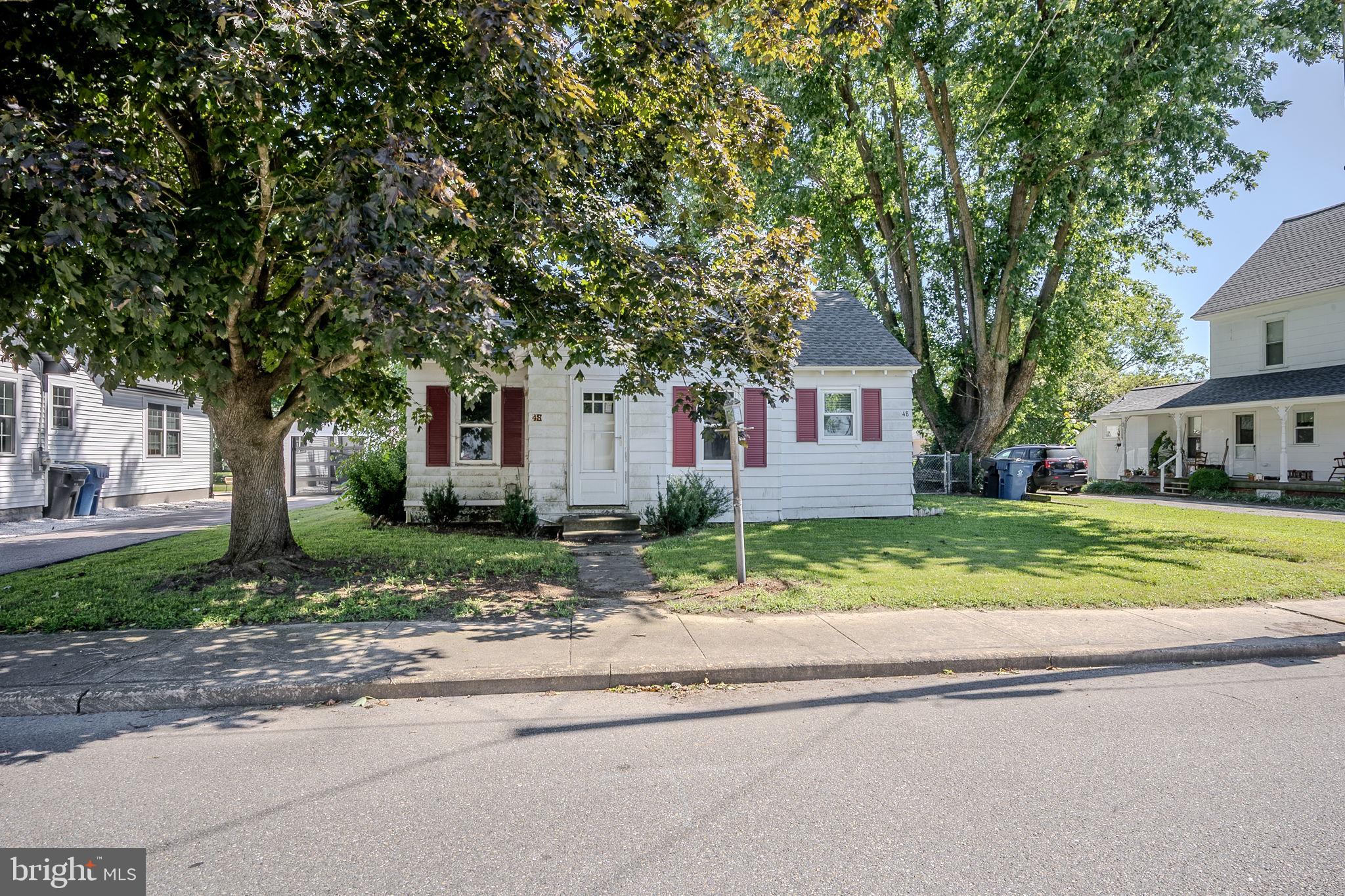 48 W MCCABE STREET