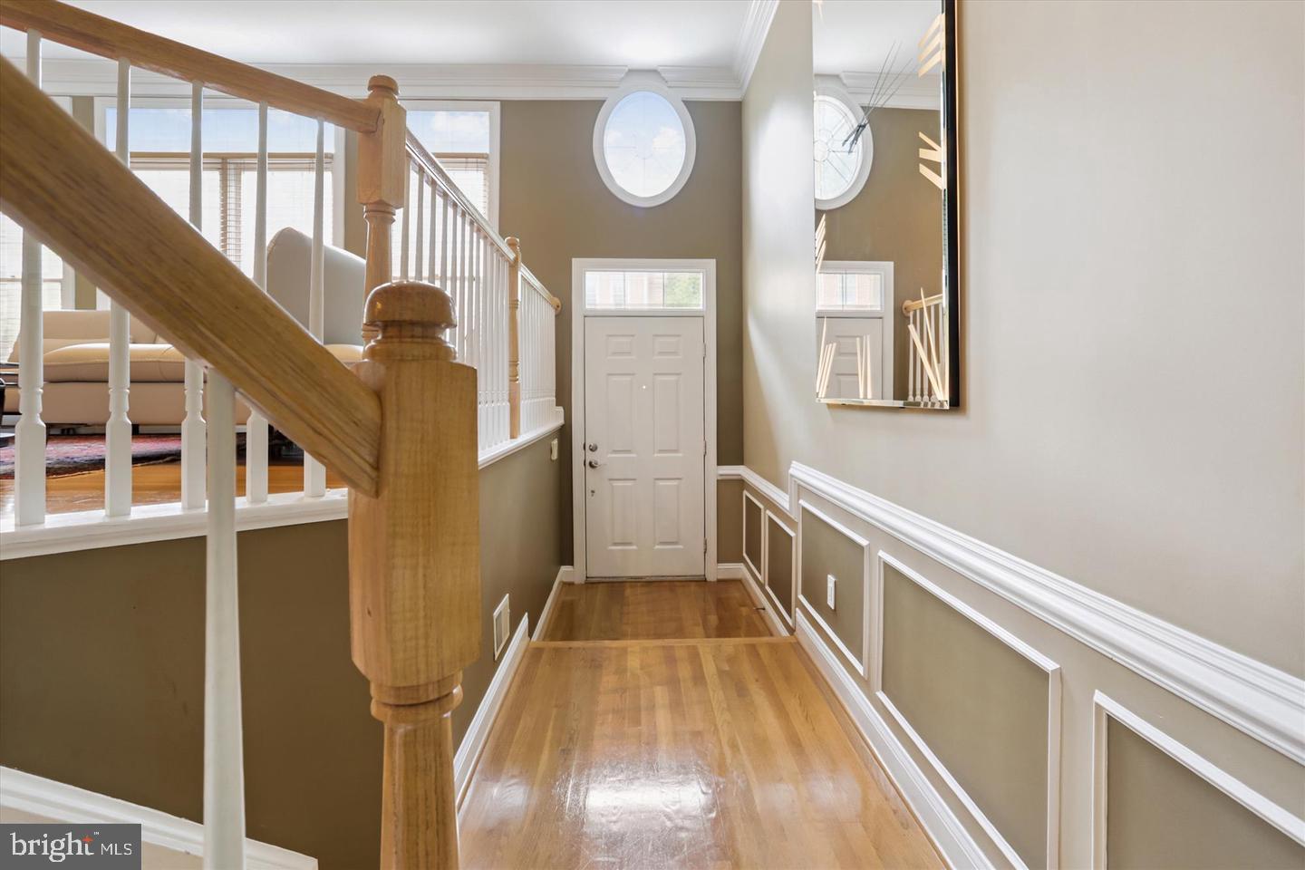 TOWER OAKS - Residential Lease