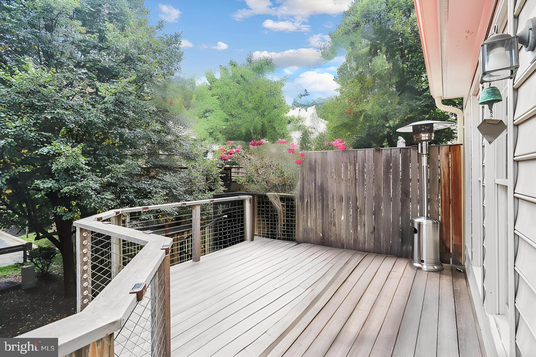 TOWER OAKS - Residential Lease