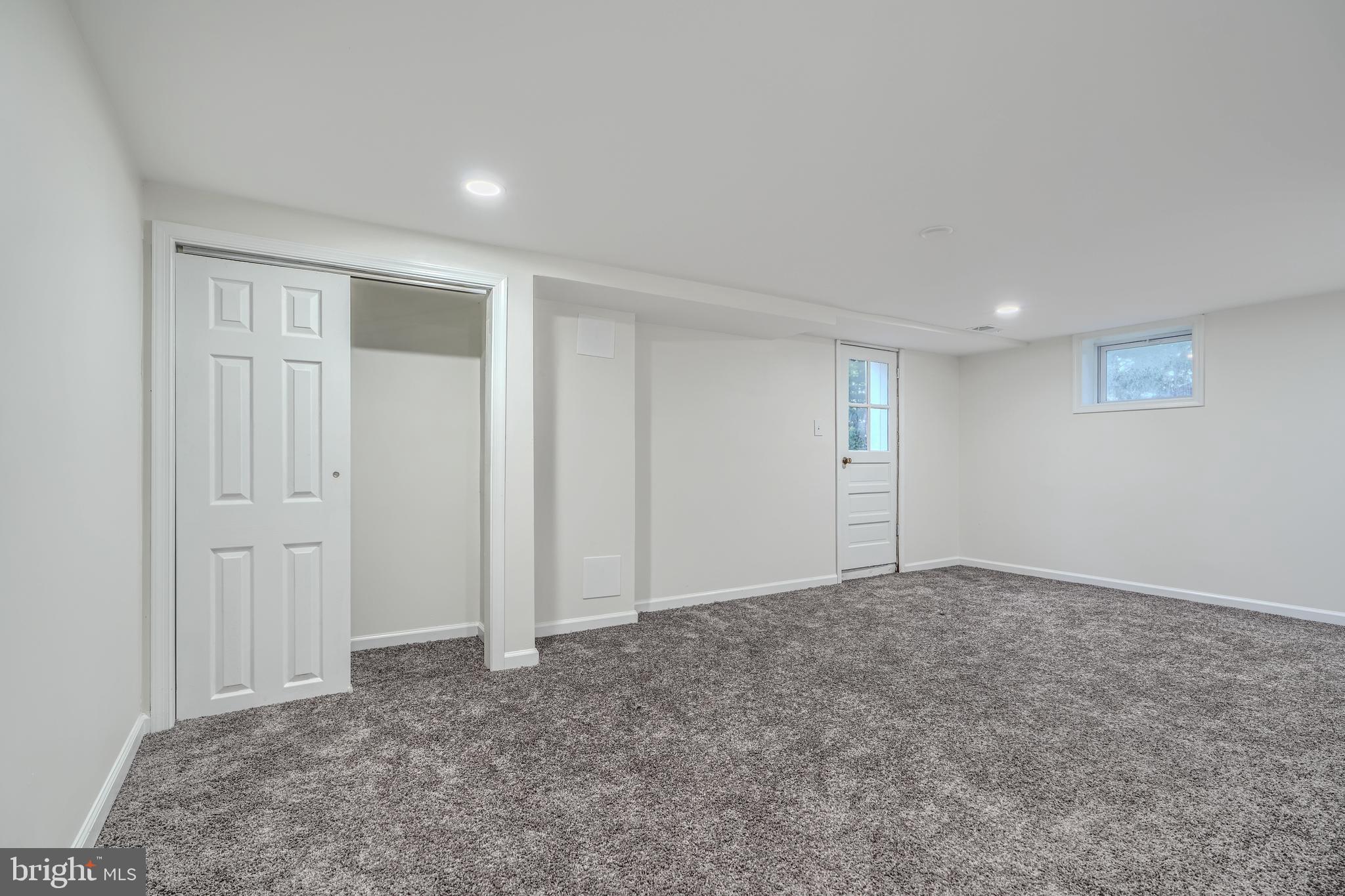 WEYBURN PARK - Residential