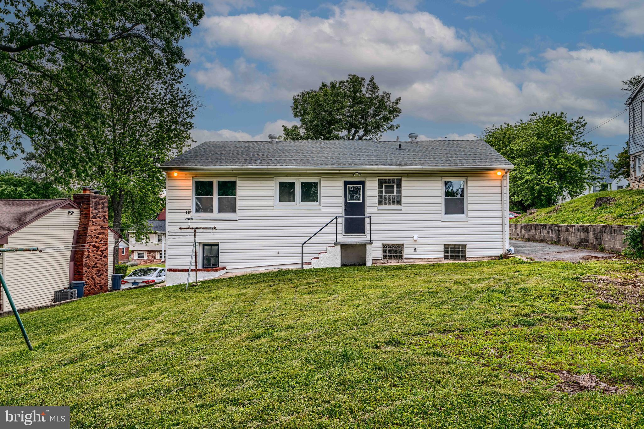 WEYBURN PARK - Residential