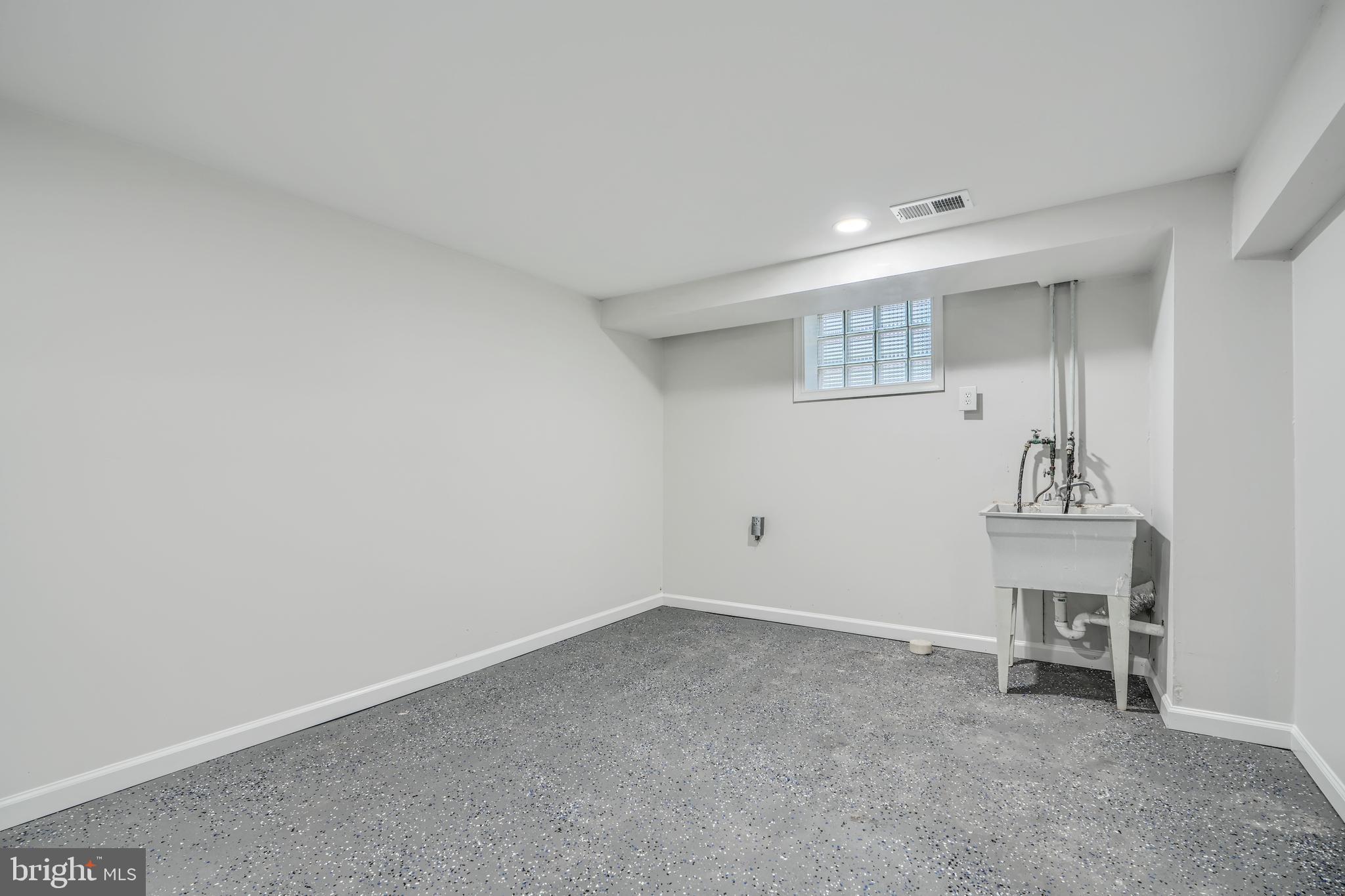 WEYBURN PARK - Residential
