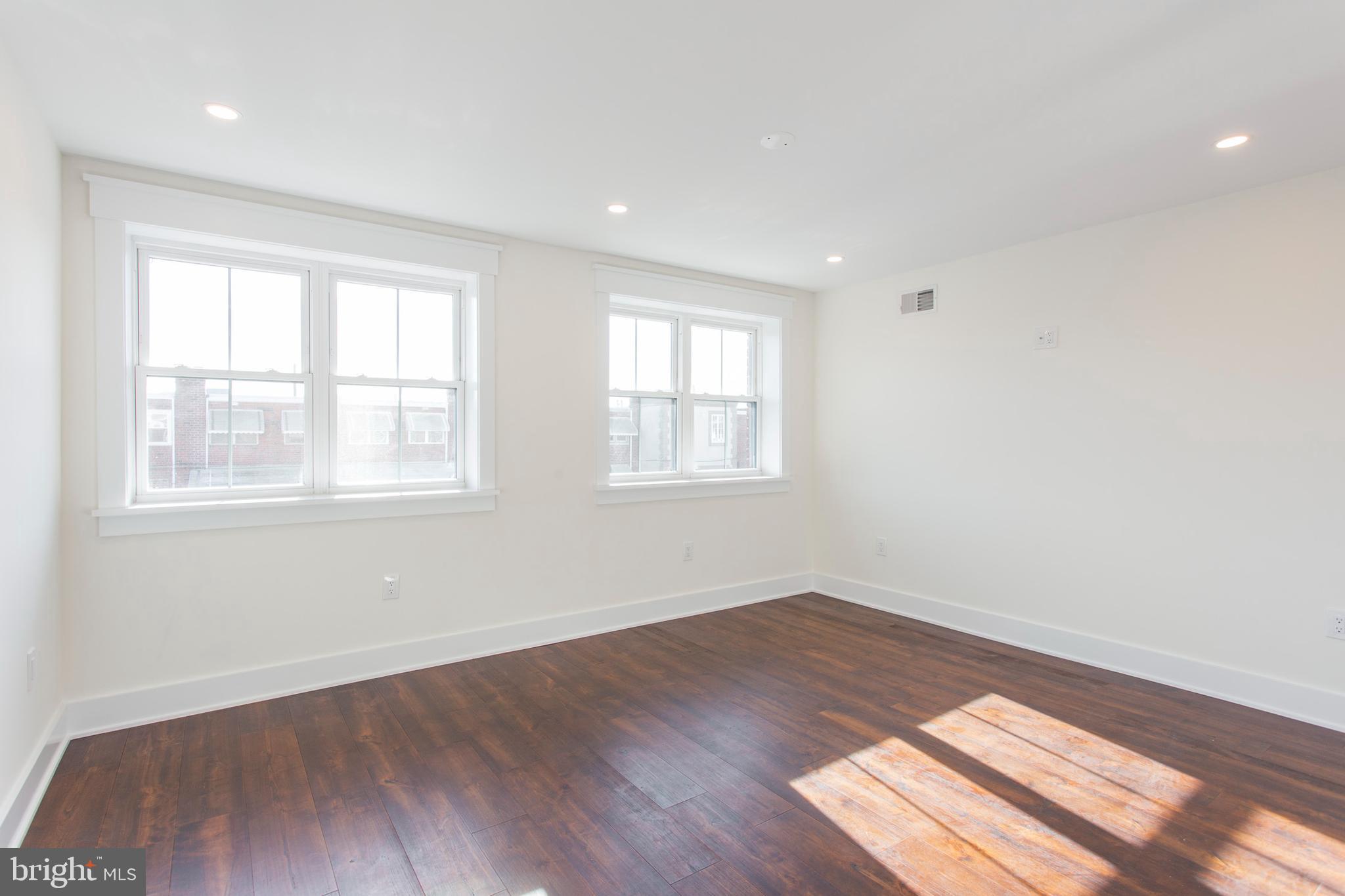 PACKER PARK - Residential Lease