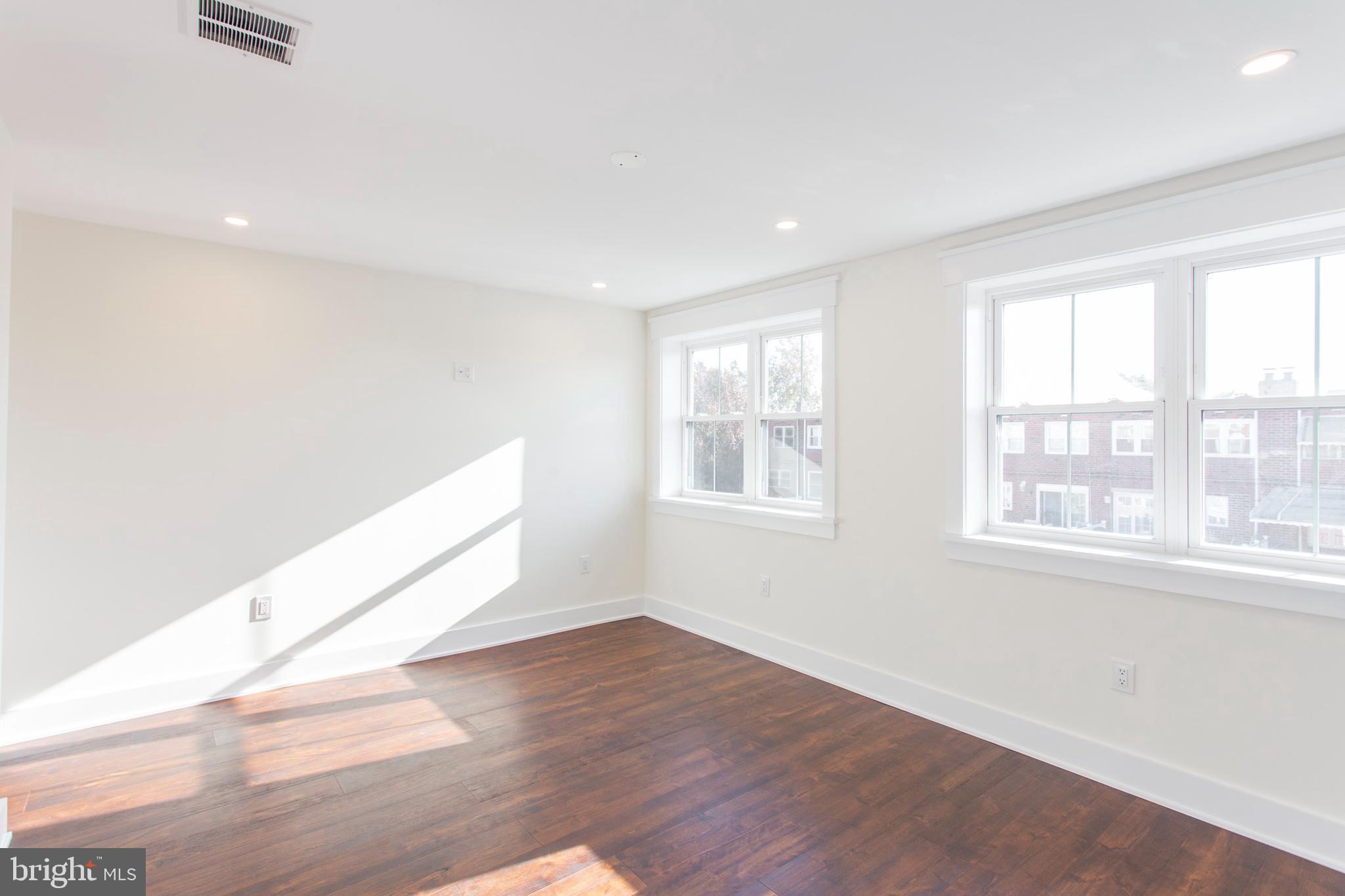 PACKER PARK - Residential Lease