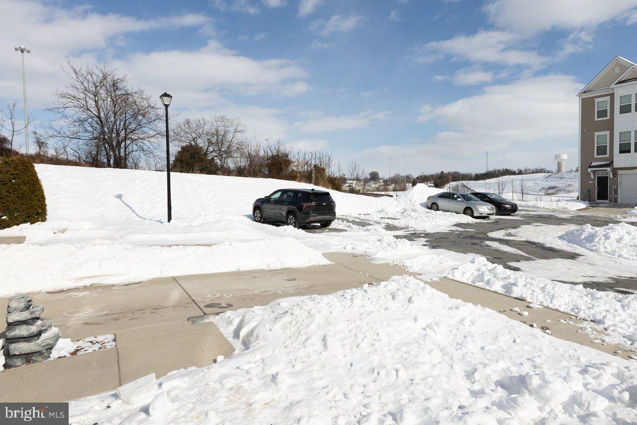 RIVERSIDE VILLAGES - Residential