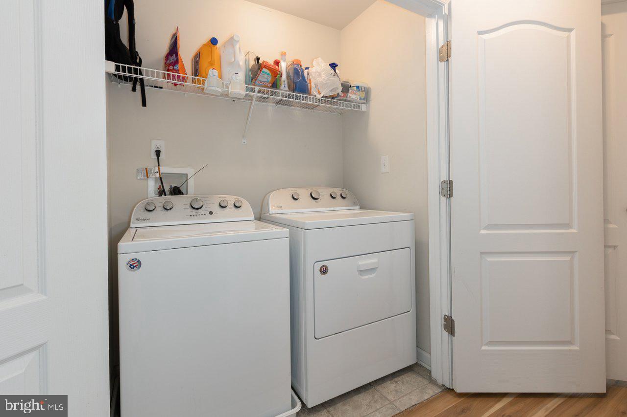 RIVERSIDE VILLAGES - Residential