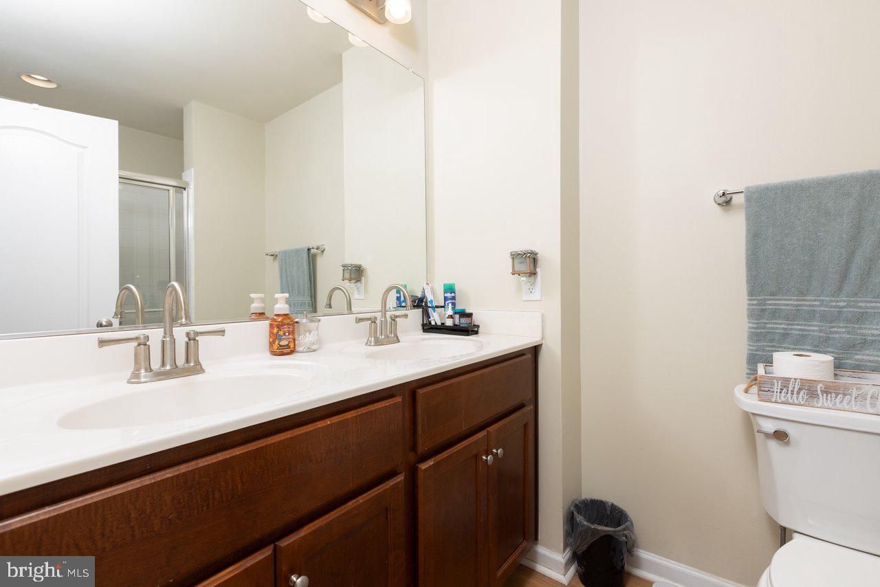 RIVERSIDE VILLAGES - Residential