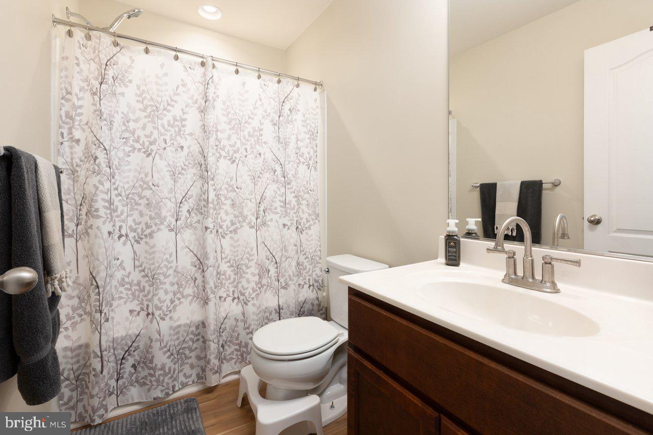 RIVERSIDE VILLAGES - Residential