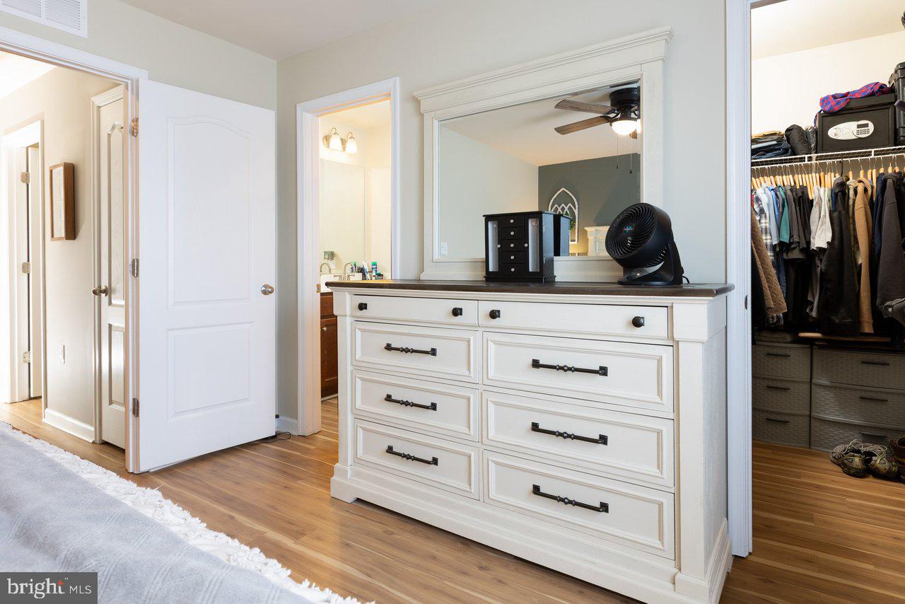 RIVERSIDE VILLAGES - Residential