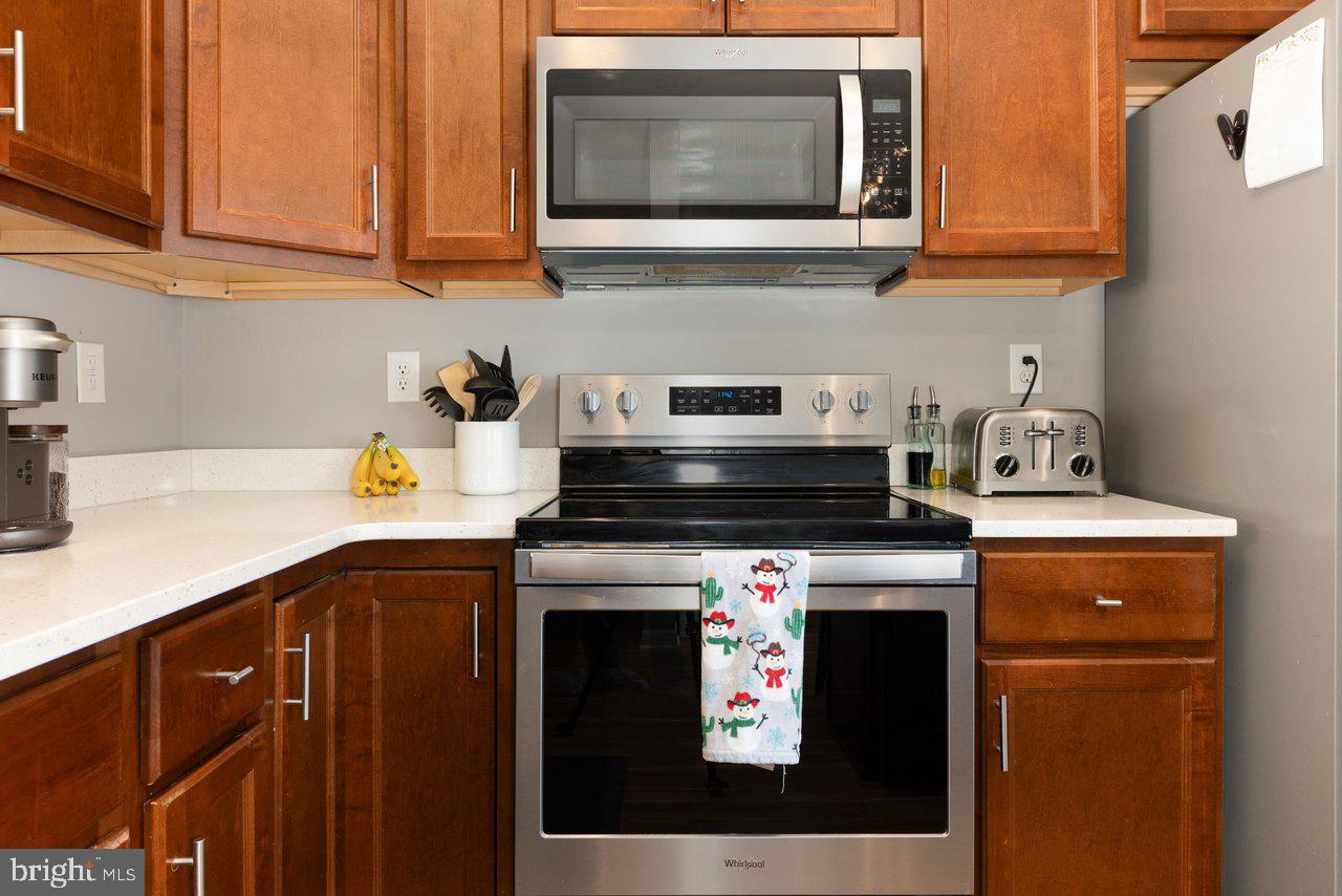 RIVERSIDE VILLAGES - Residential