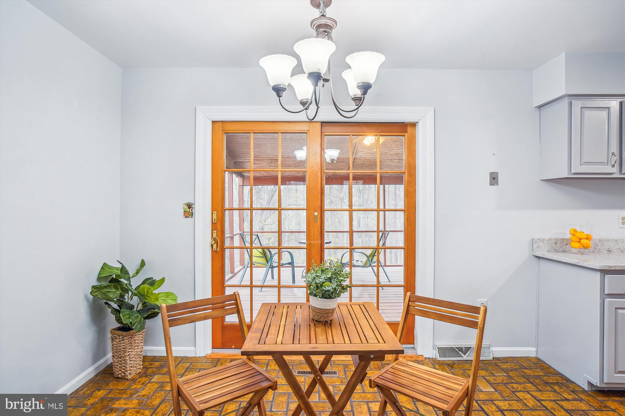 PARKSIDE - Residential