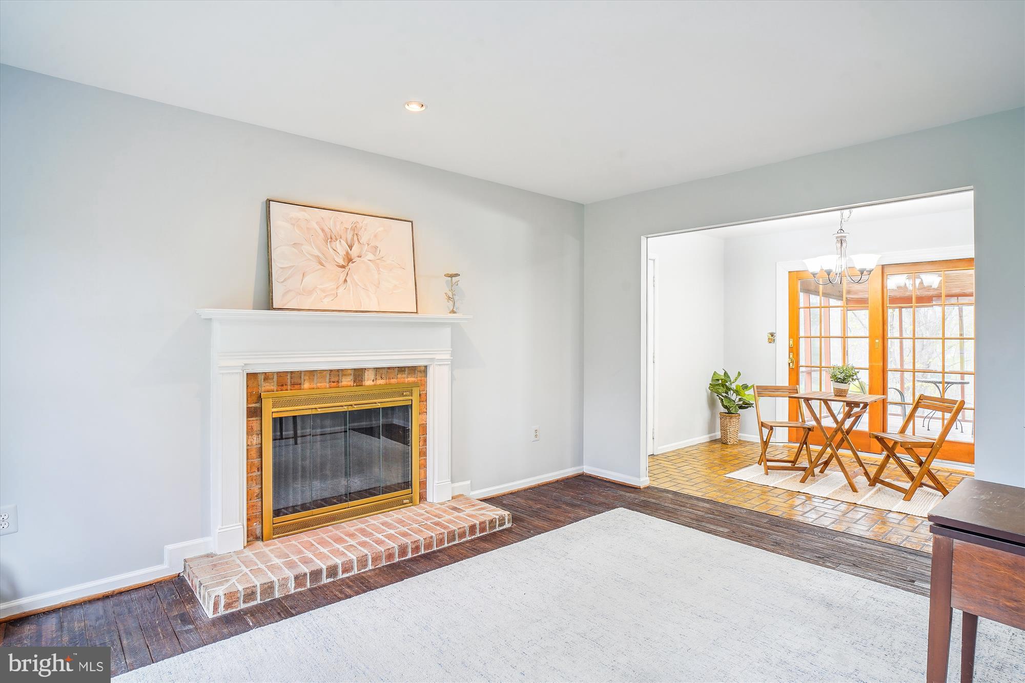 PARKSIDE - Residential