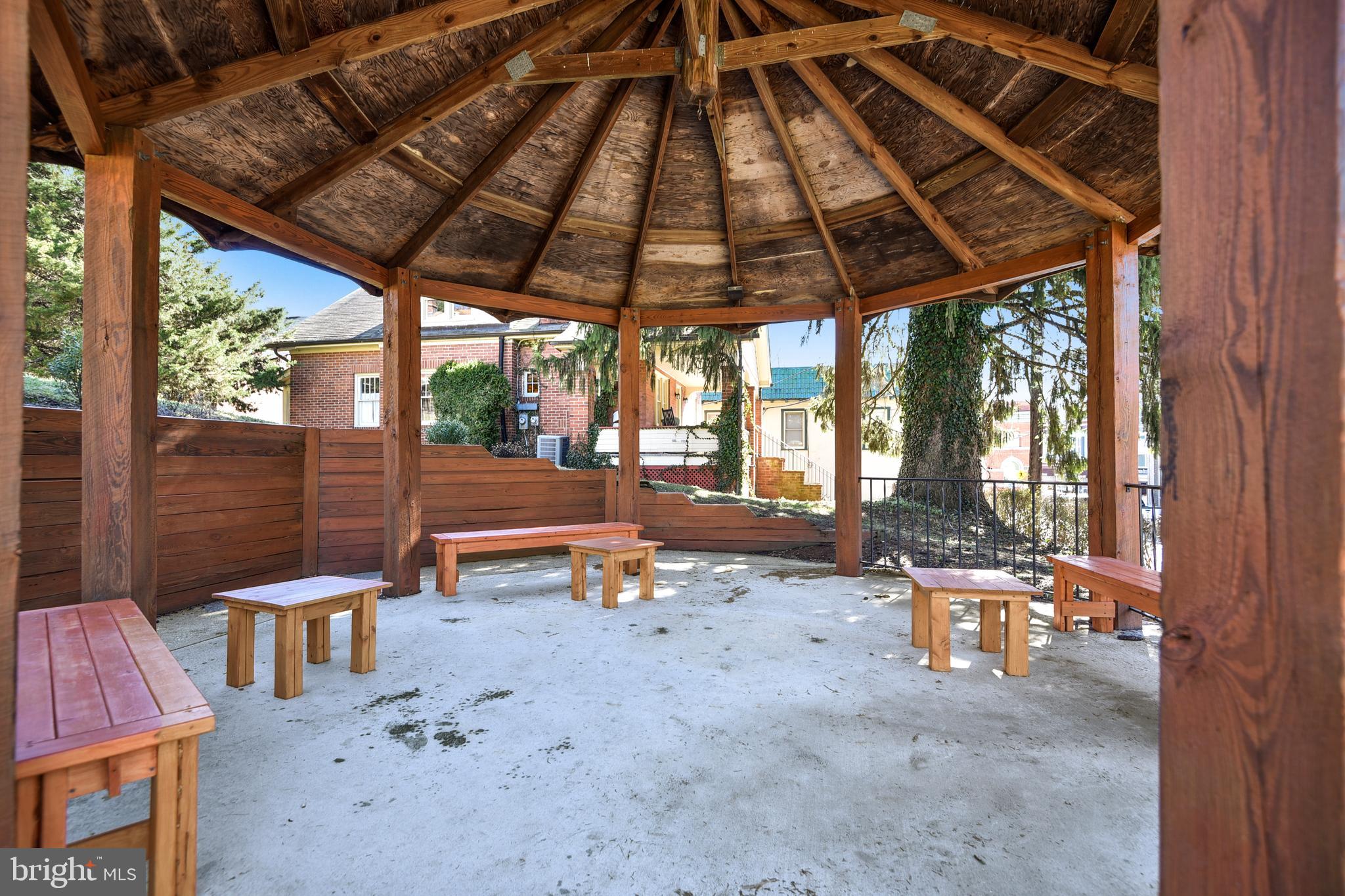 PARKSIDE - Residential