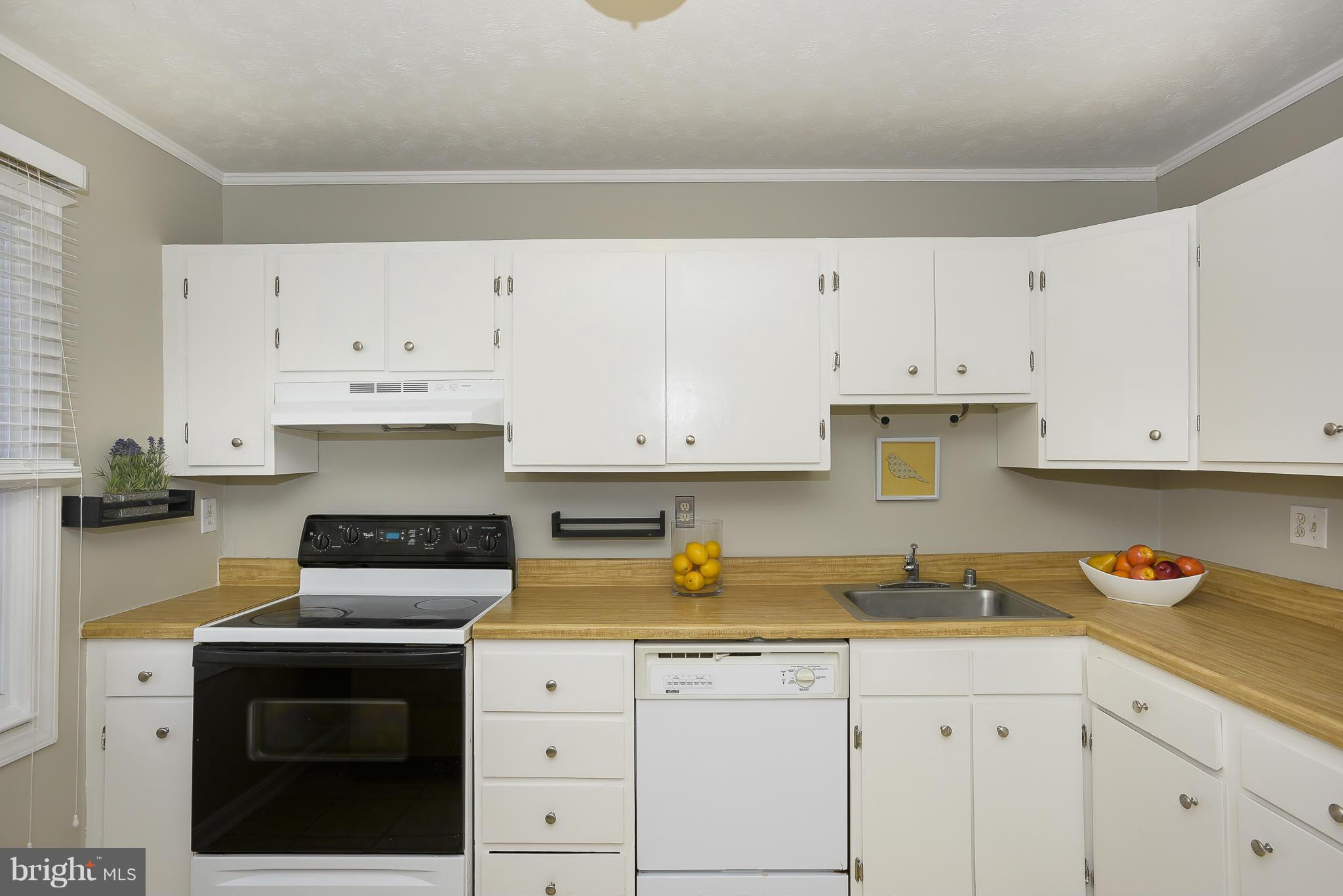 ELIZABETHS LANDING - Residential