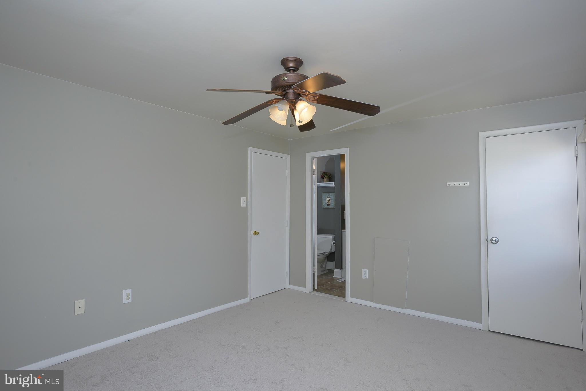 ELIZABETHS LANDING - Residential