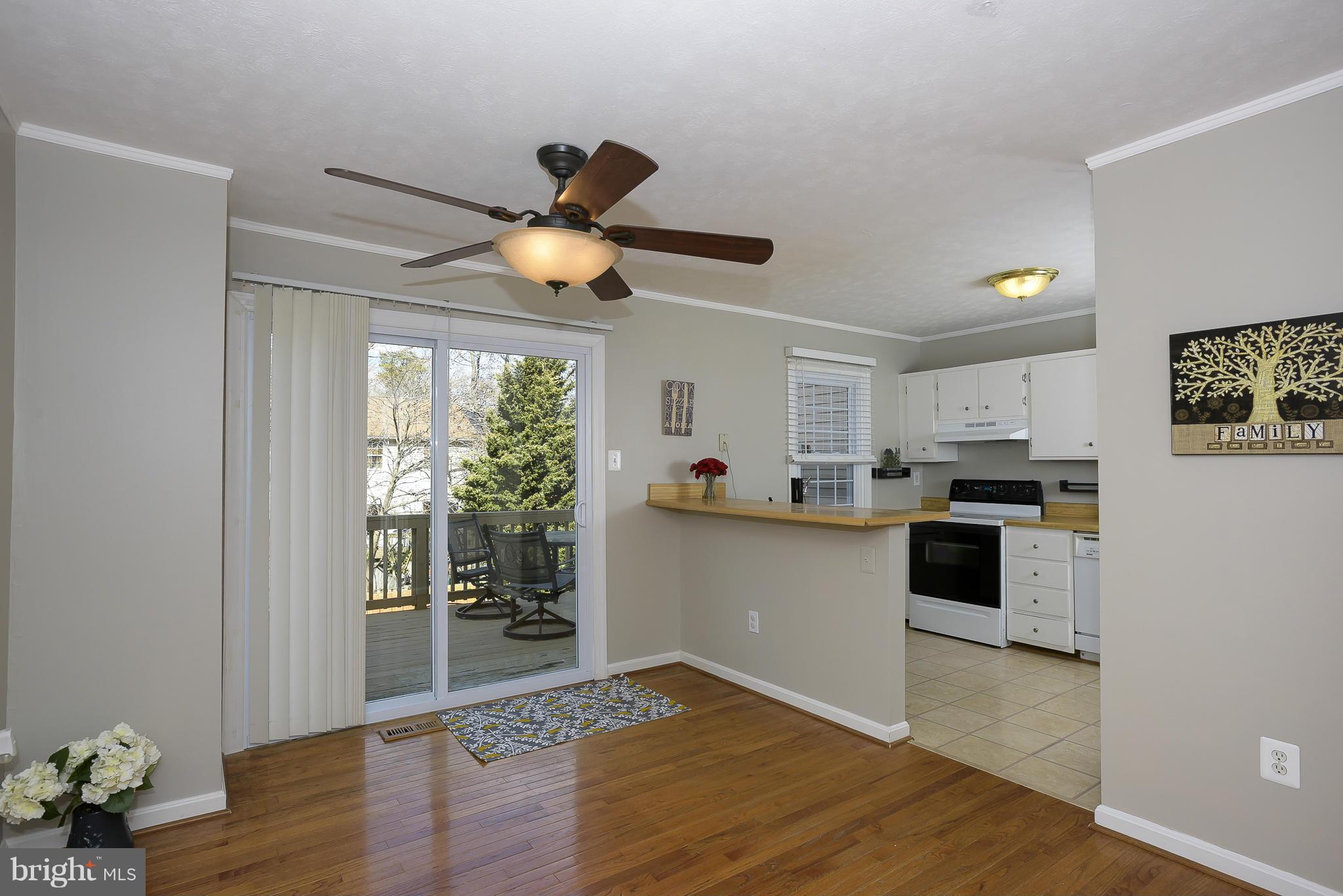 ELIZABETHS LANDING - Residential