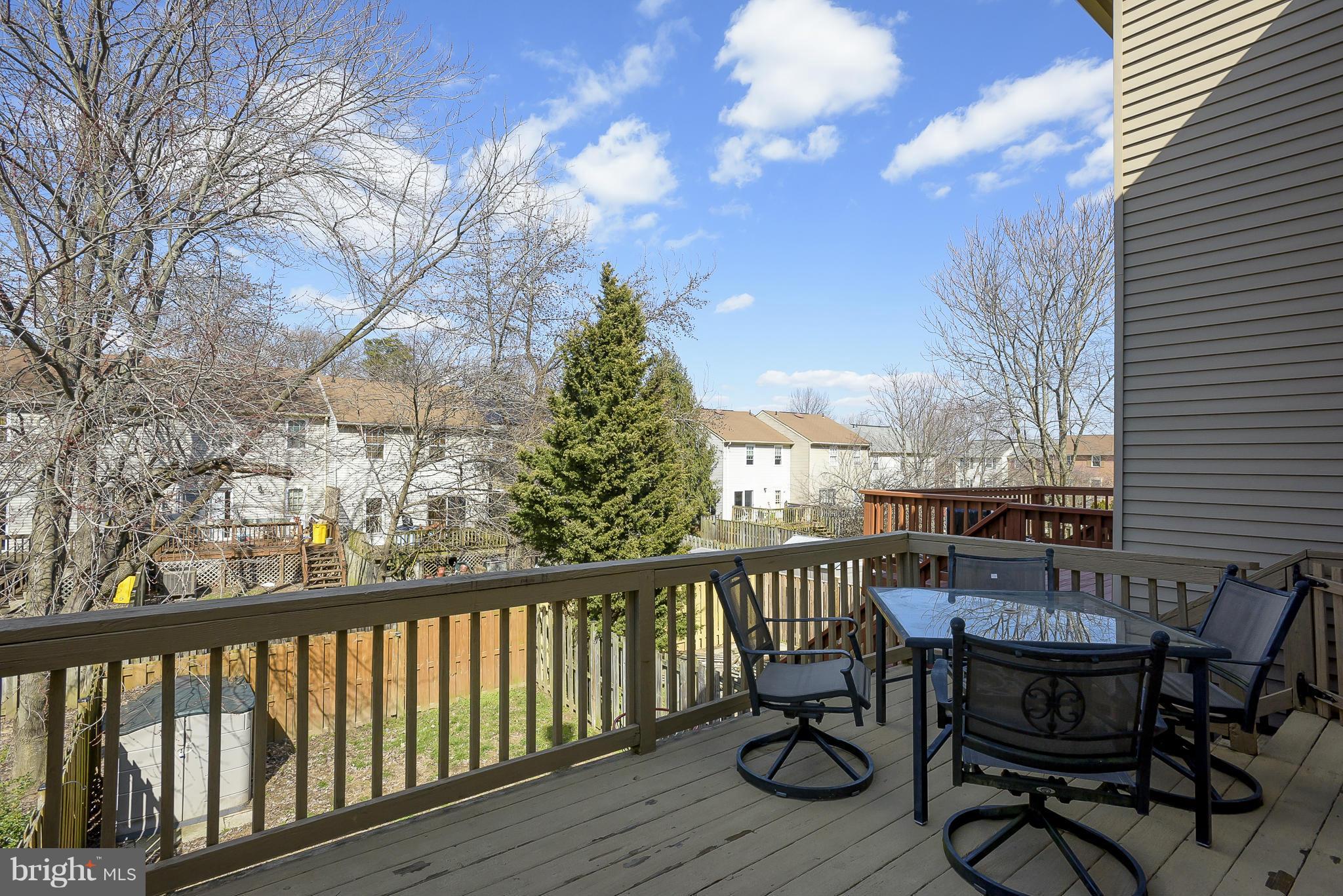 ELIZABETHS LANDING - Residential