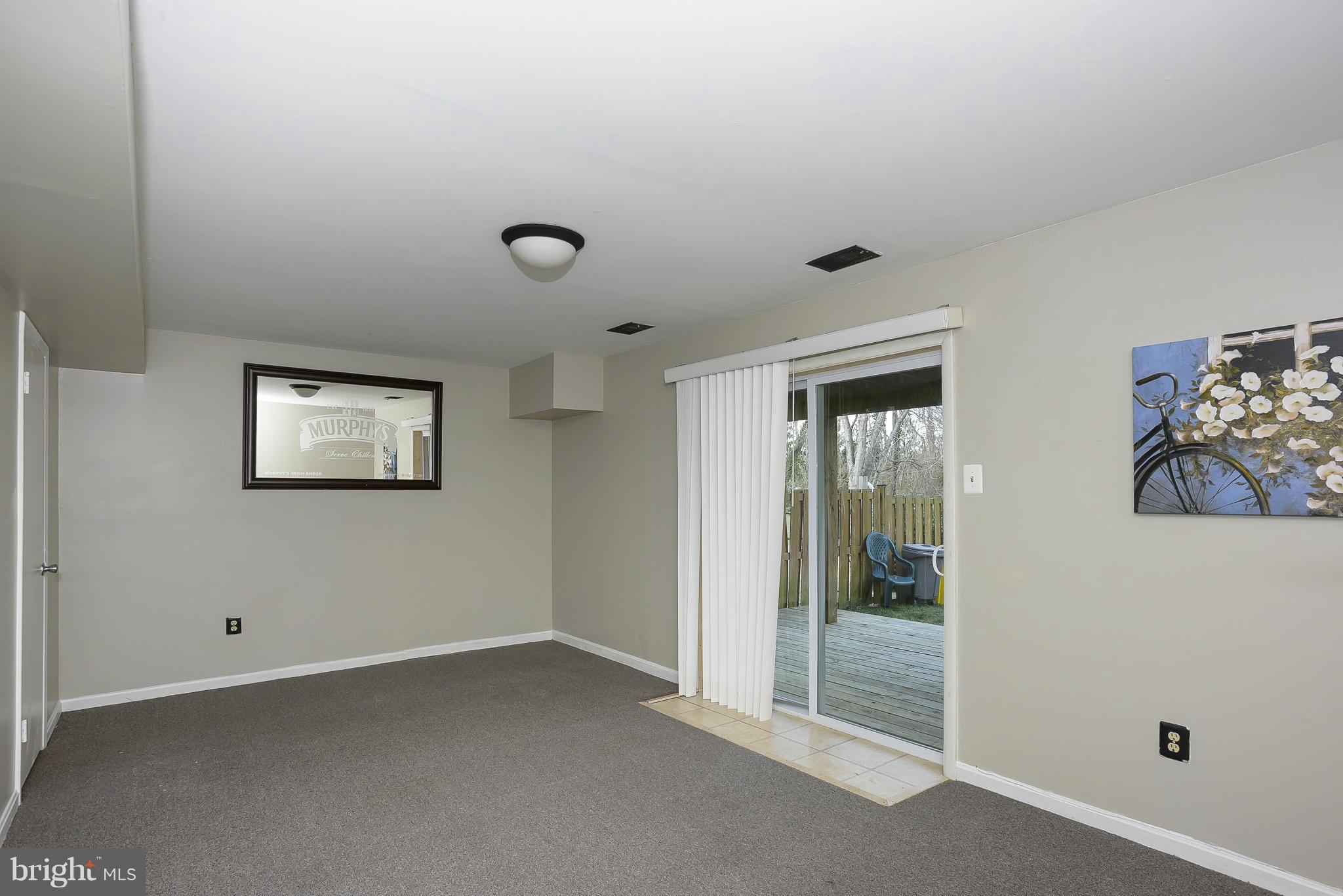 ELIZABETHS LANDING - Residential