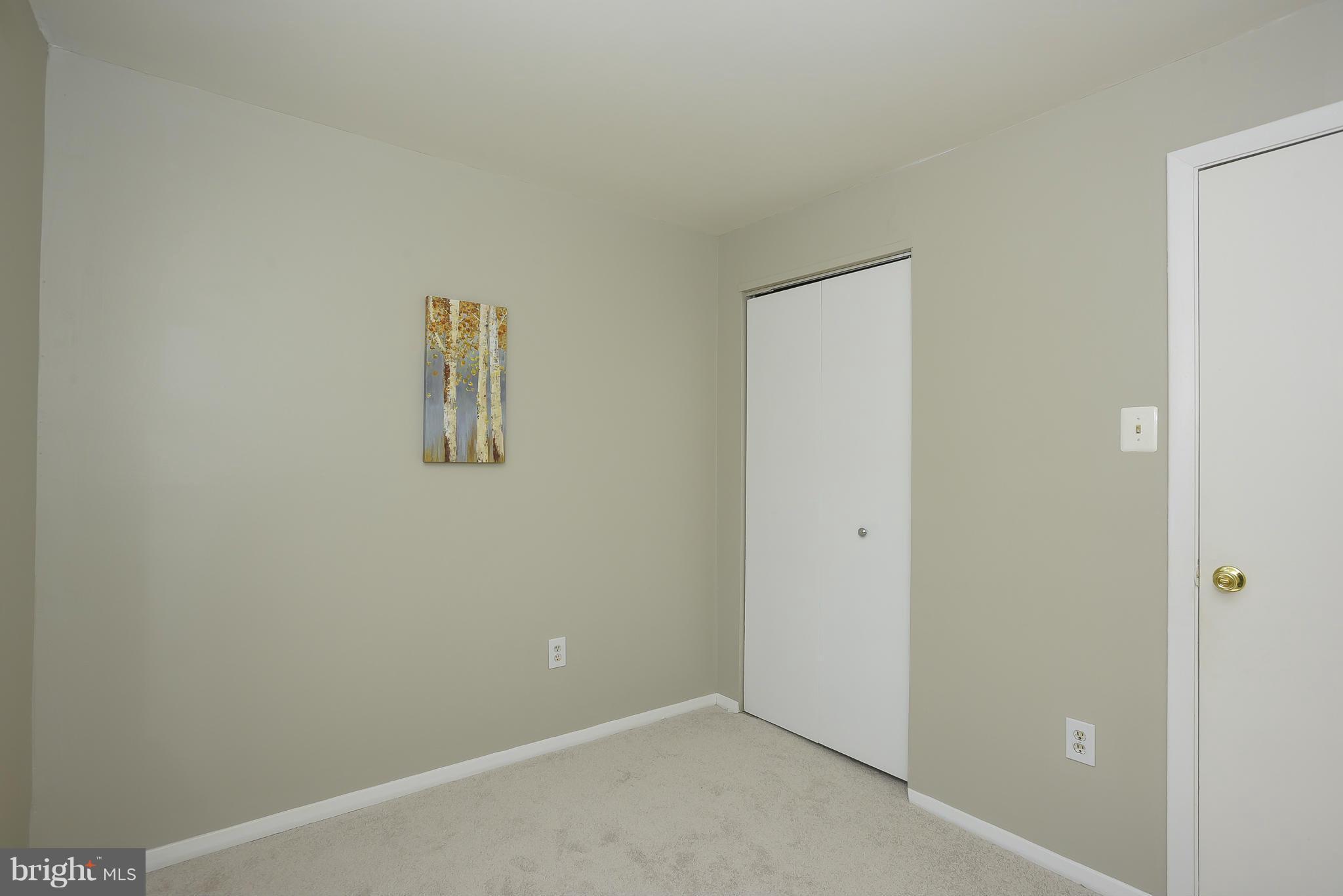 ELIZABETHS LANDING - Residential