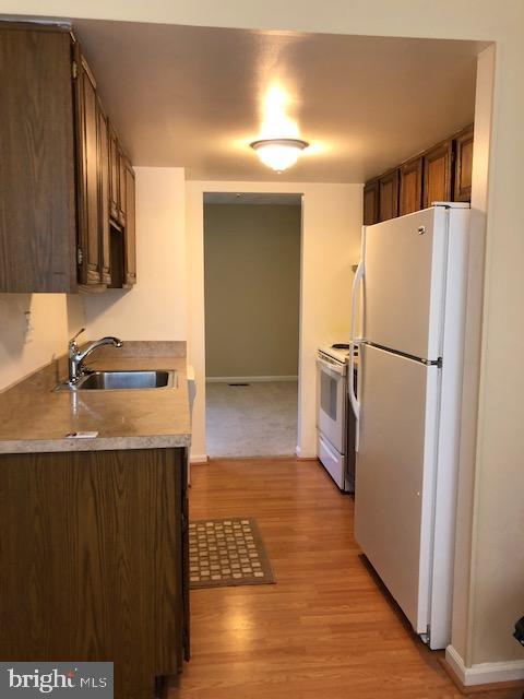 HIGHLANDS OF OLNEY - Residential Lease