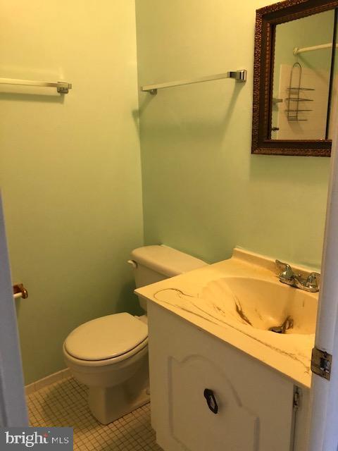 HIGHLANDS OF OLNEY - Residential Lease