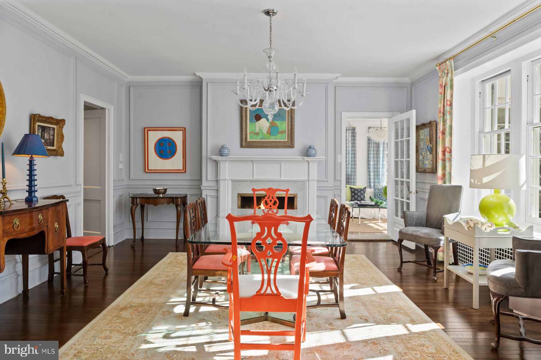 CHESTNUT HILL - Residential