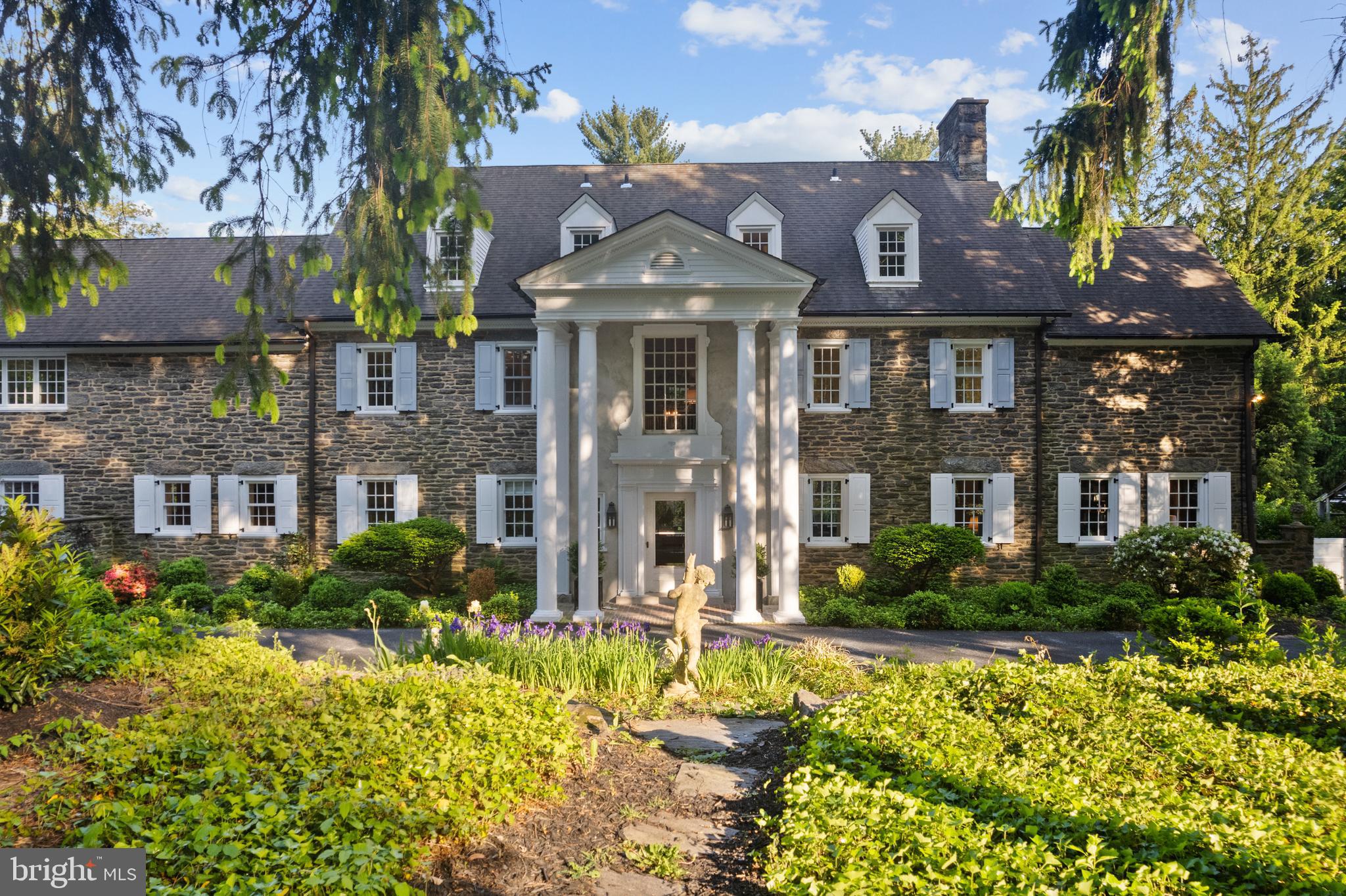 CHESTNUT HILL - Residential