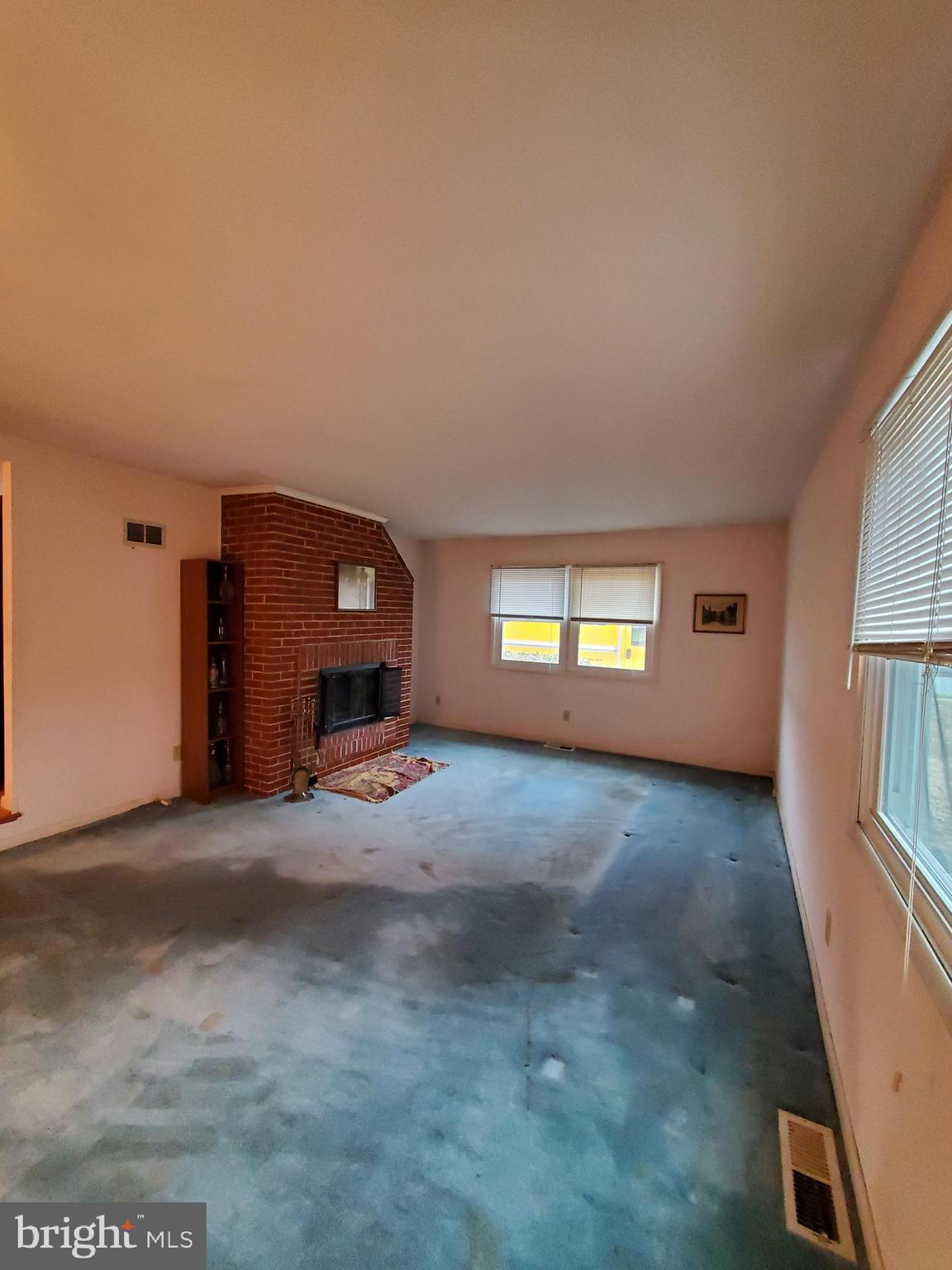 SPRINGDALE - Residential