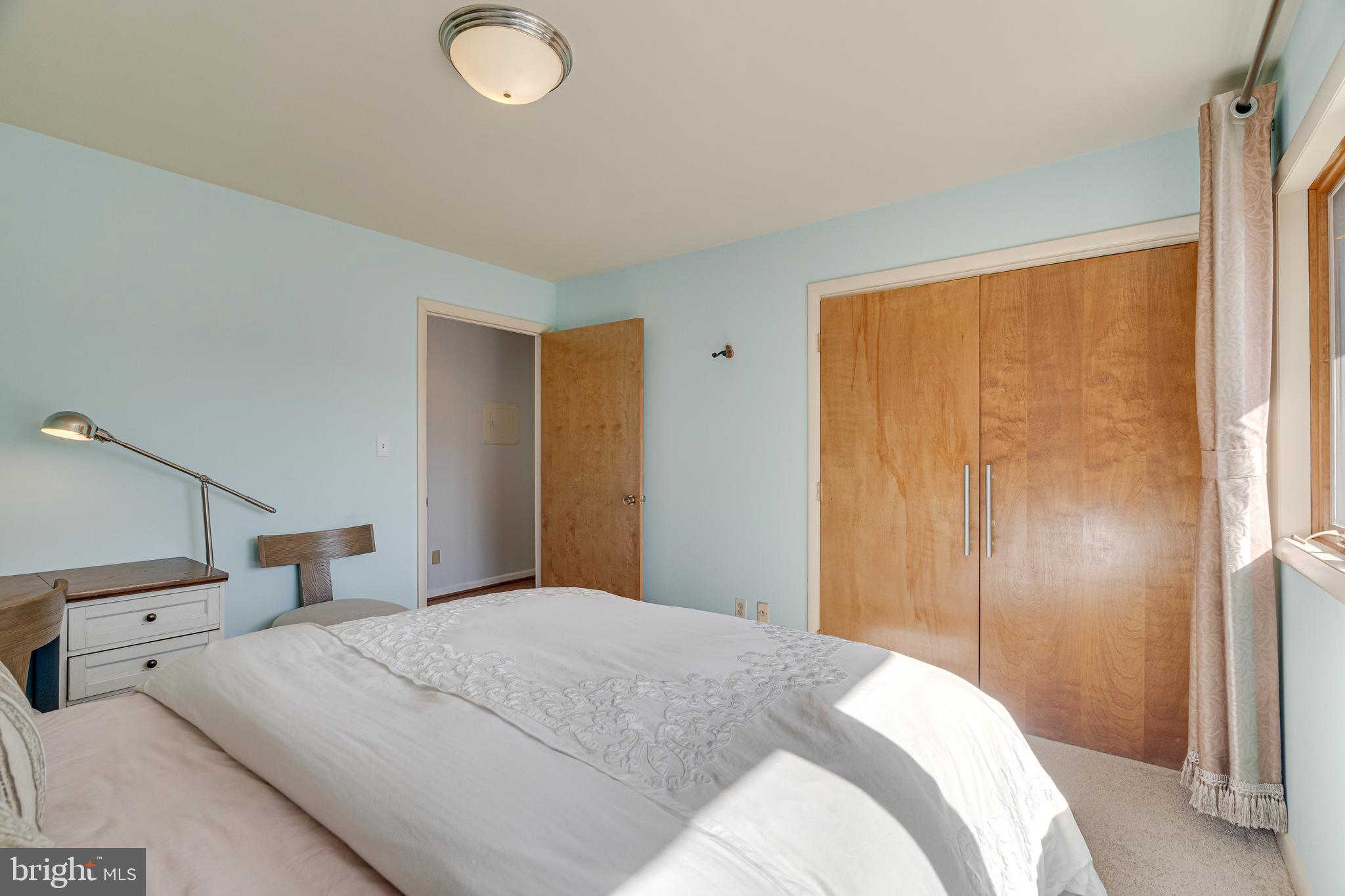 POTOMAC OVERLOOK - Residential