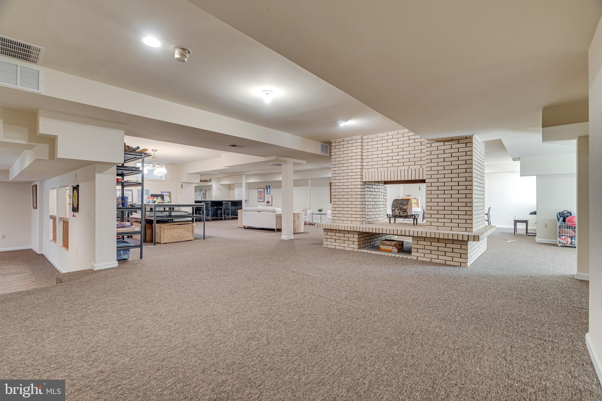 POTOMAC OVERLOOK - Residential