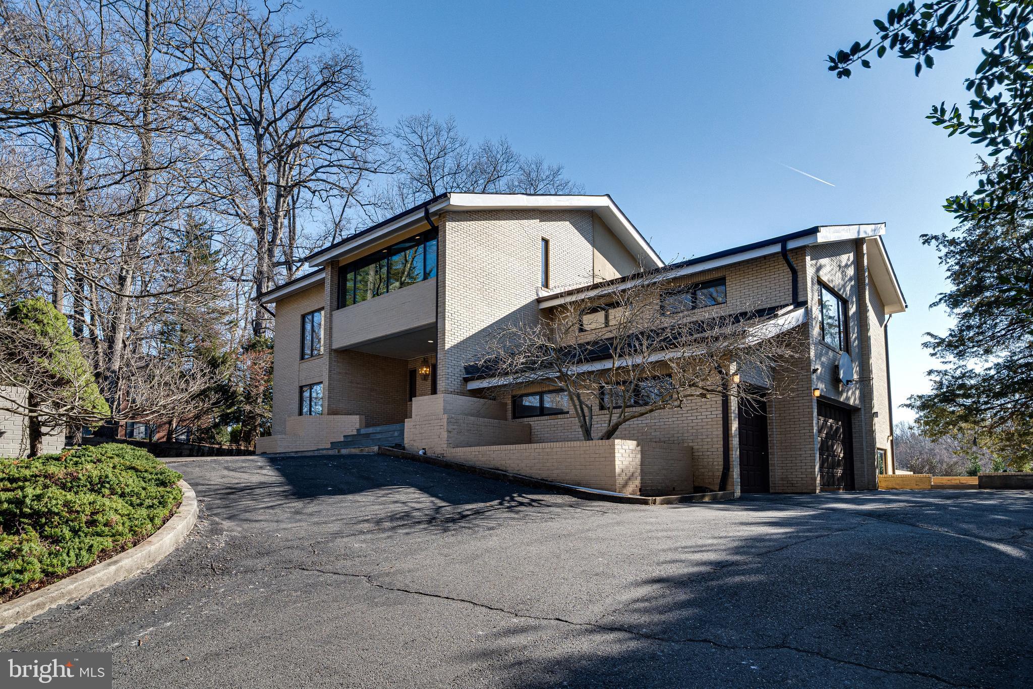 POTOMAC OVERLOOK - Residential