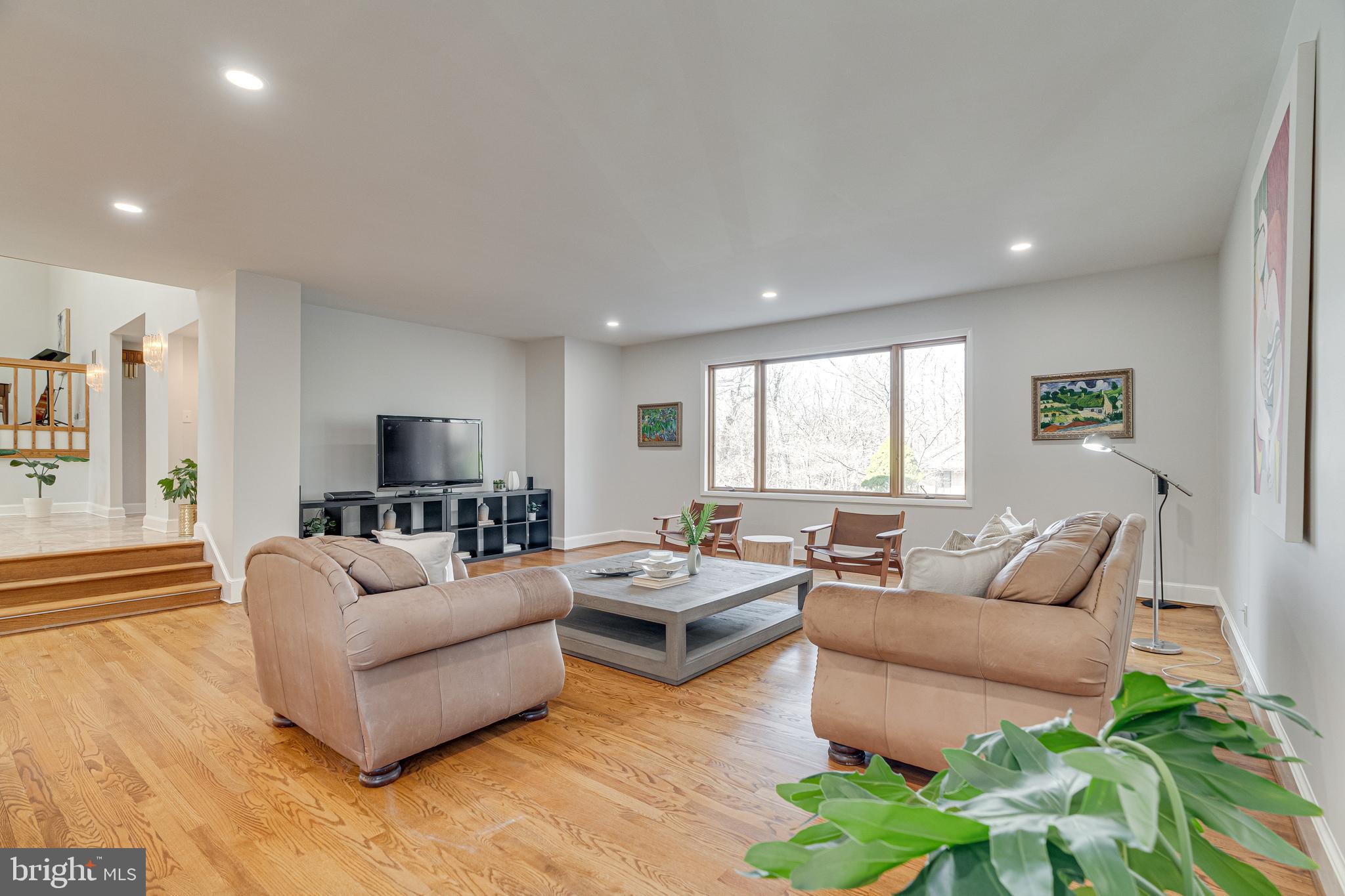 POTOMAC OVERLOOK - Residential