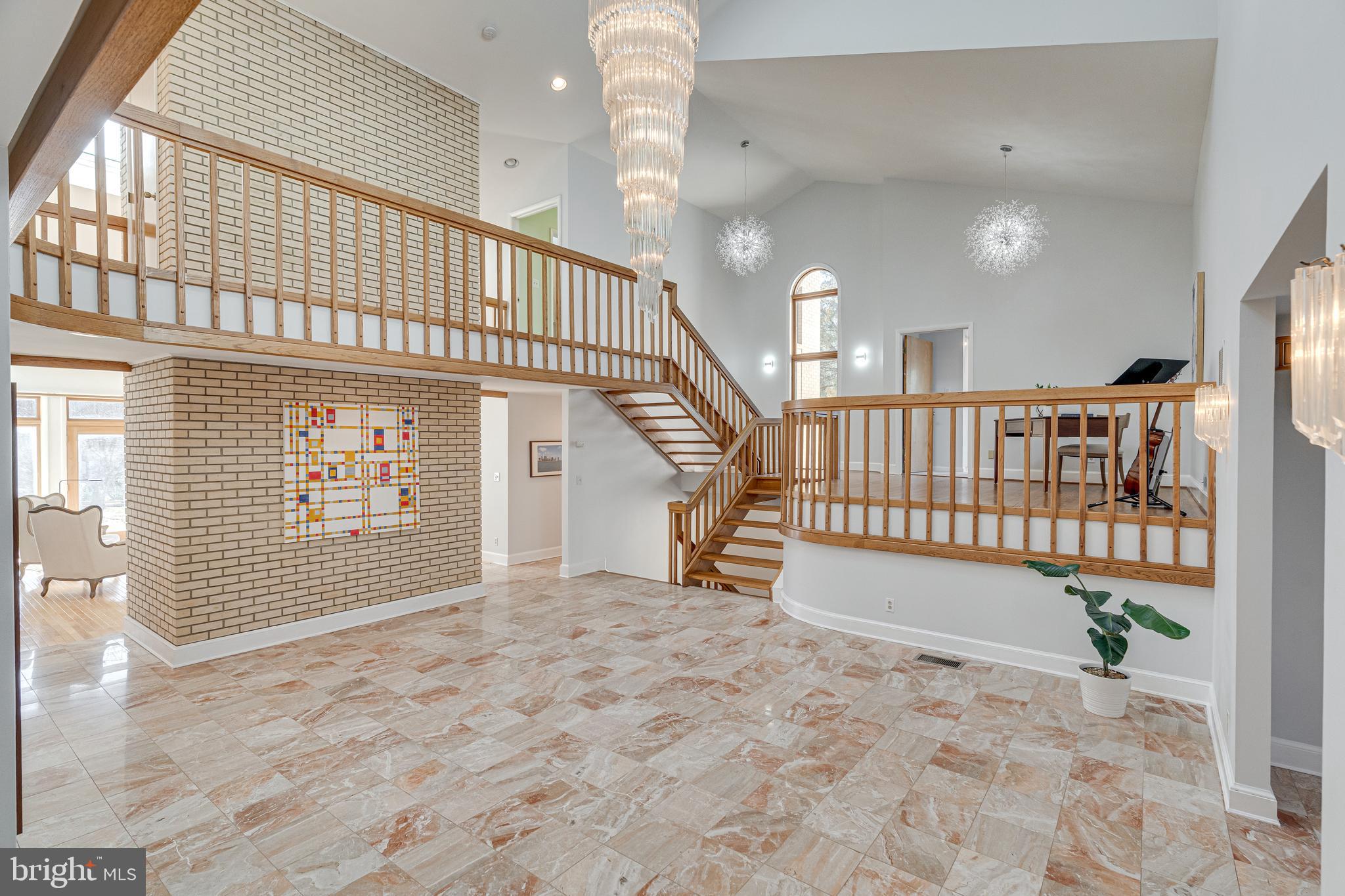 POTOMAC OVERLOOK - Residential