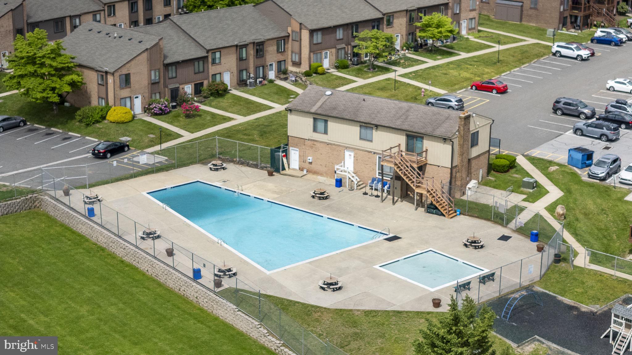 HILLTOP - Residential