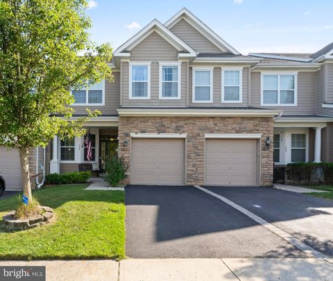 Photo of 206 Hawthorne Ln, BARNEGAT, NJ 08005 (MLS # NJOC2039570)