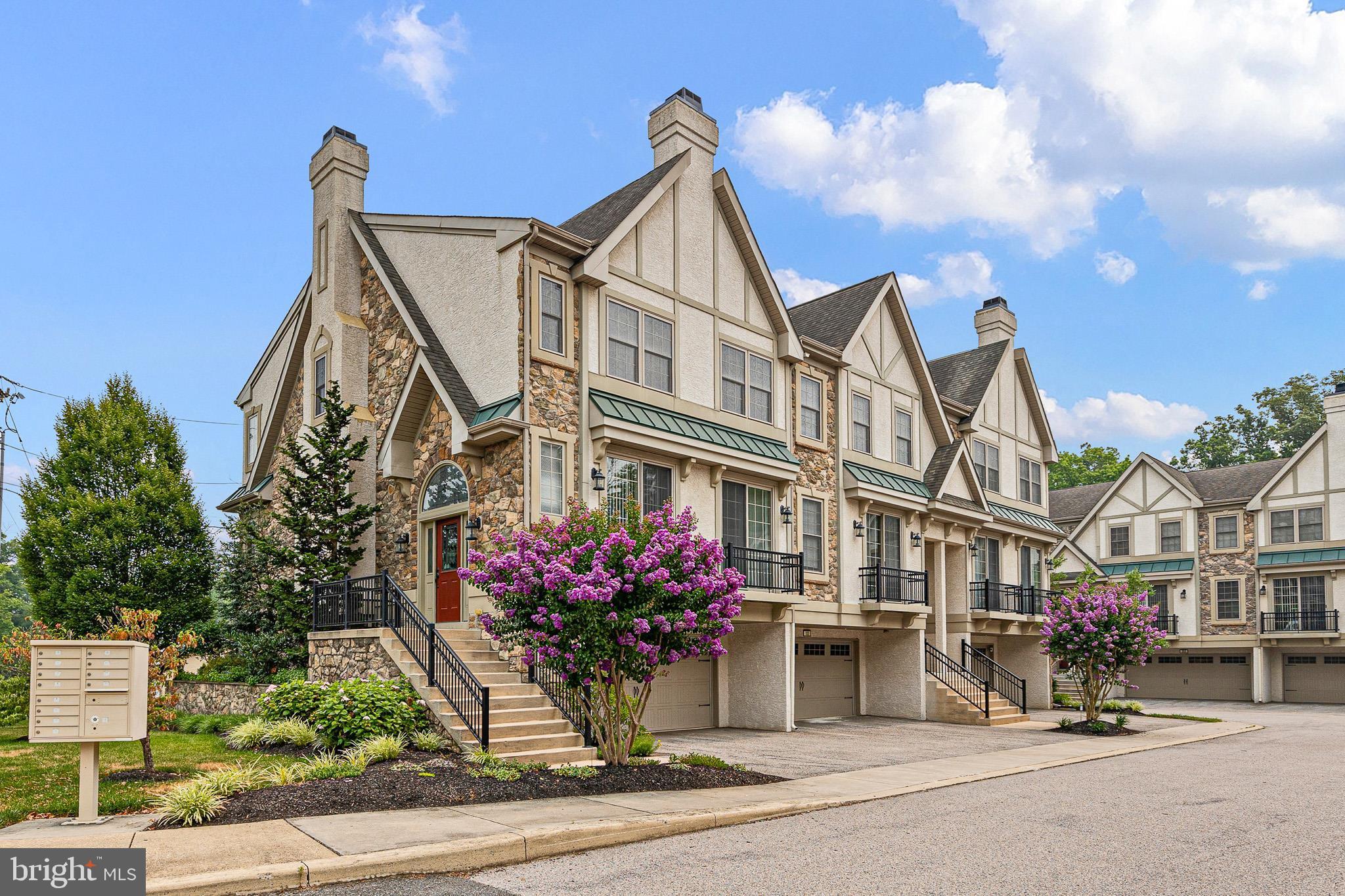 Photo 1 of 26 — 101 SUTTON WAY, NEWARK, DE 19711