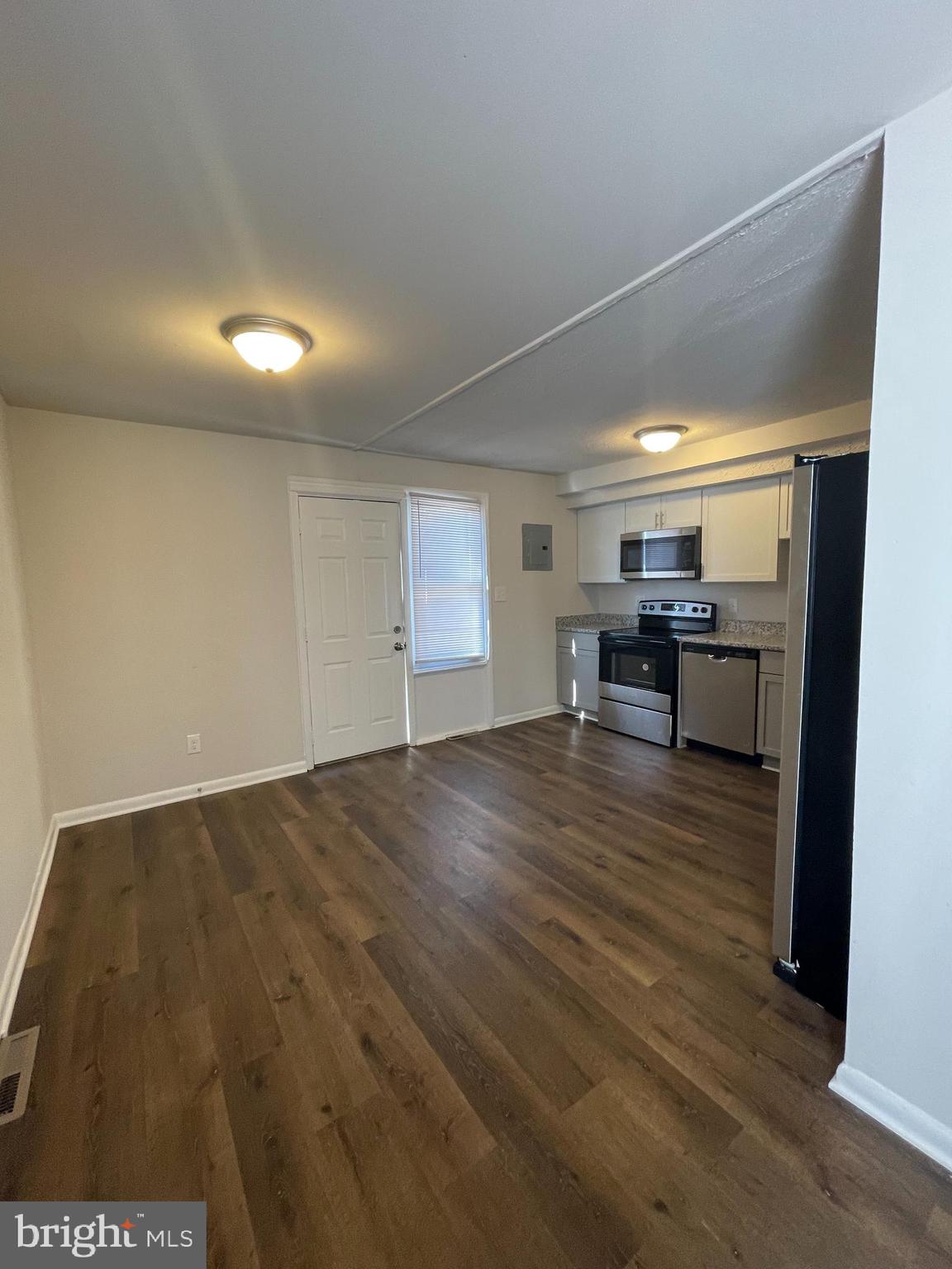 PARK HEIGHTS - Residential Lease
