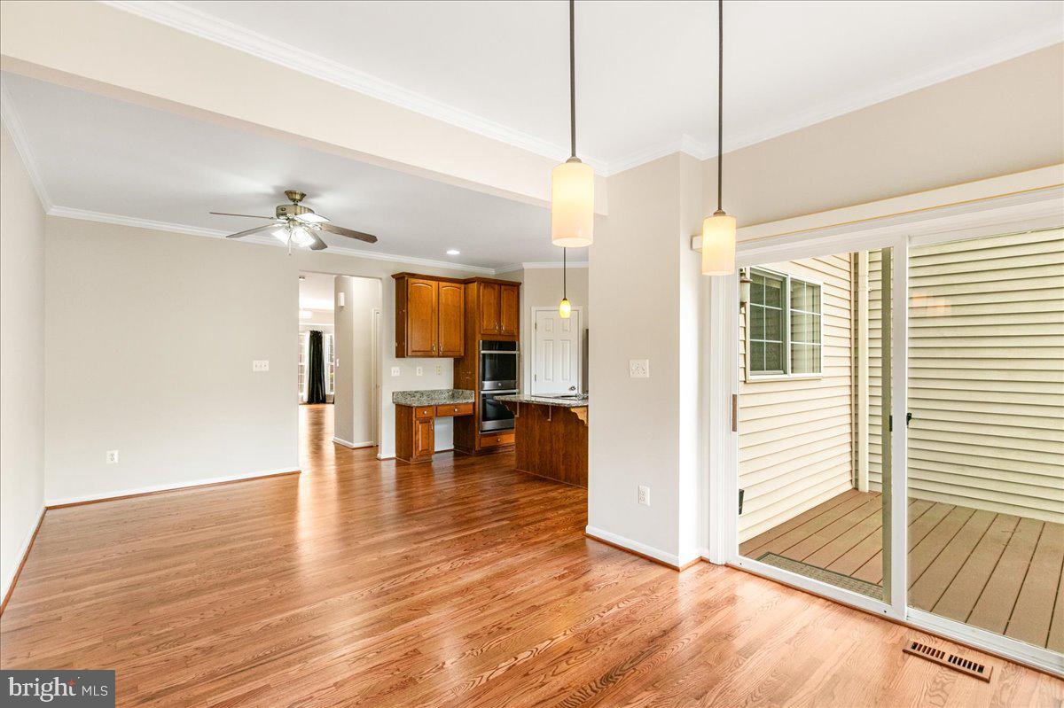 KINGSTOWNE - Residential Lease